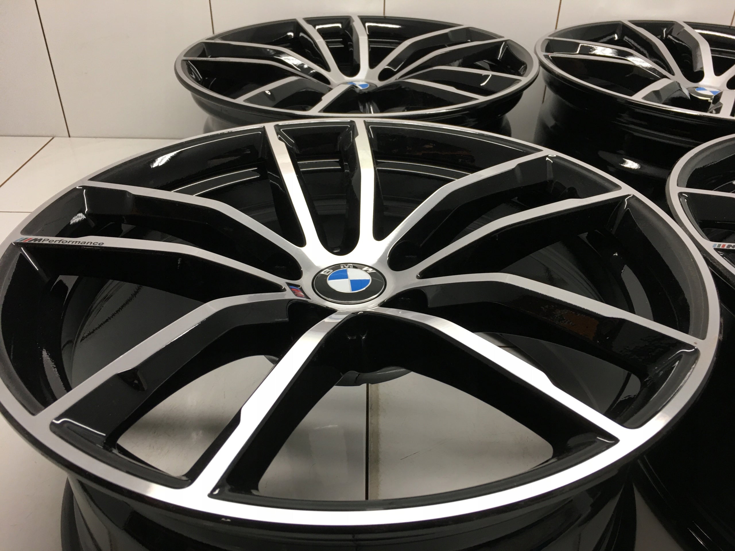 Alu Felge BMW G30 G11 G32 X1 G11 G12 Aluminum rim 18 Zoll 8.0J 5x112 30ET