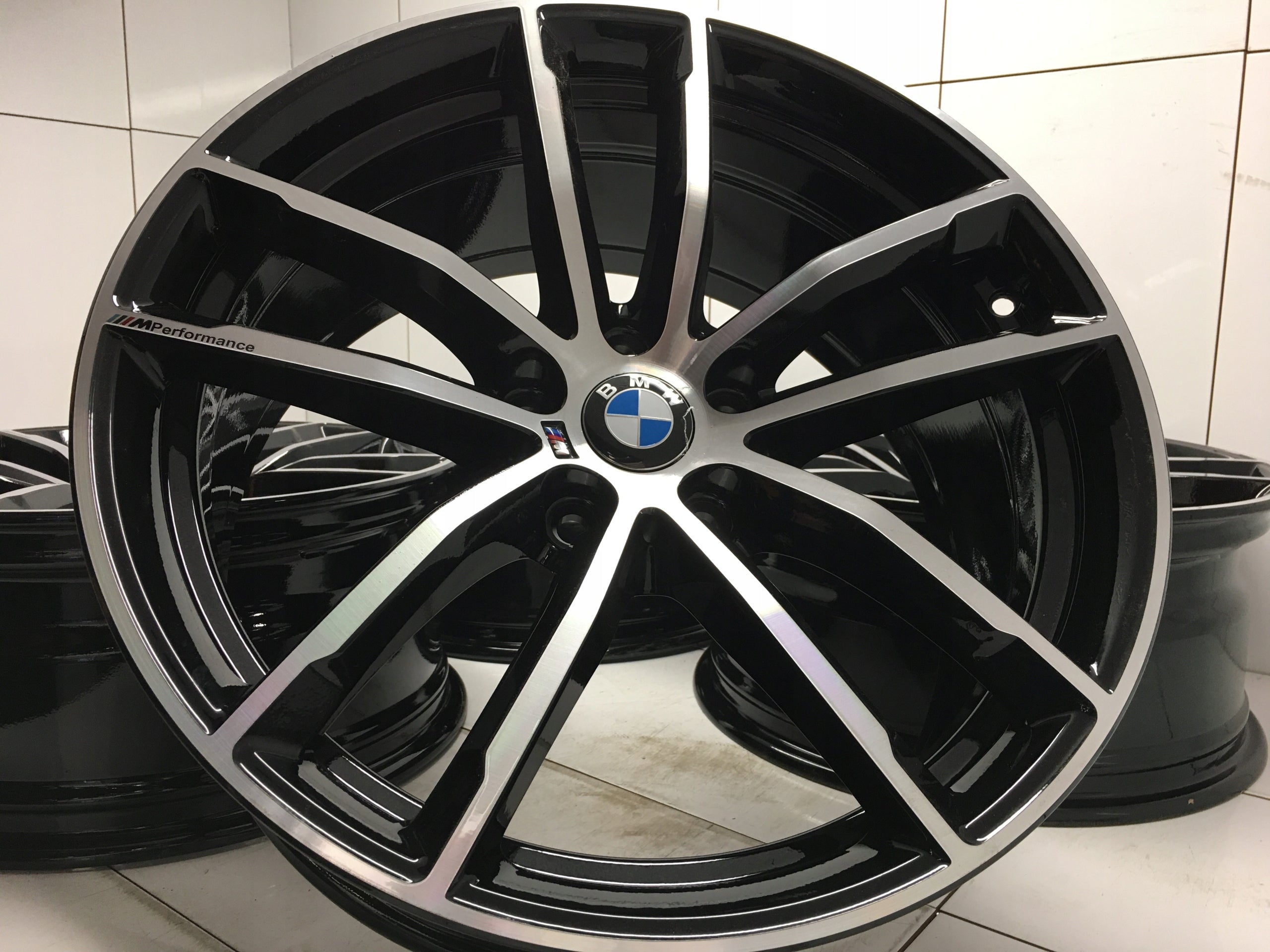 Alu Felge BMW G30 G11 G32 X1 G11 G12 Aluminum rim 18 Zoll 8.0J 5x112 30ET