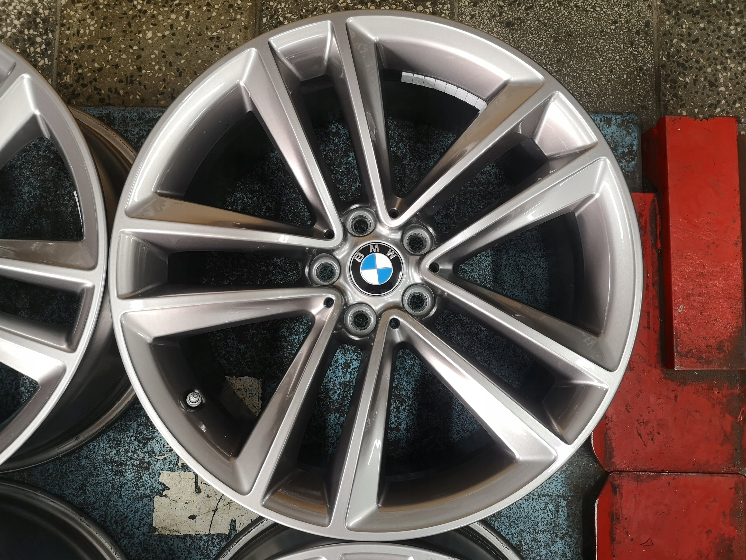 Alu Felge BMW G11 G12 G11 X1 Aluminum rim 19 Zoll 8.5J 5x112 25ET 6863114