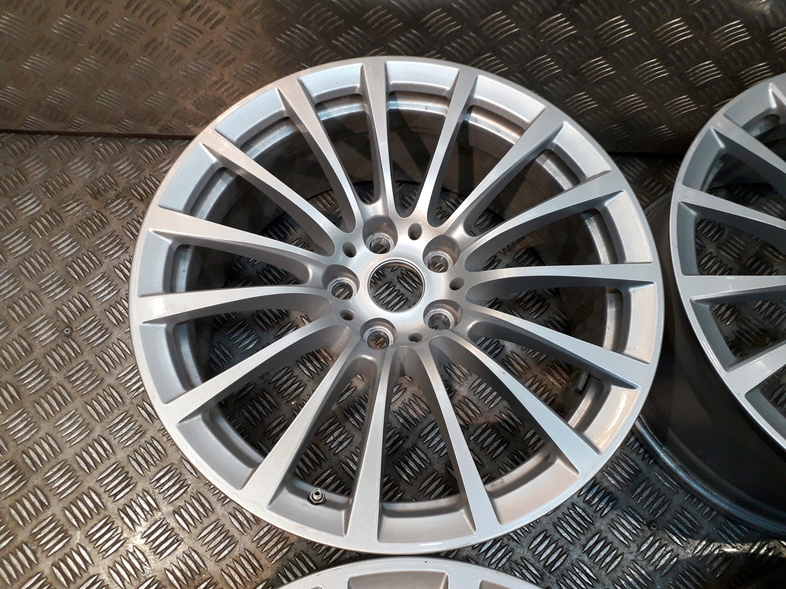 Alu Felge BMW G30 G11 G32 X1 G30 G31 G31 Aluminum rim 18 Zoll 8.0J 5x112 30ET