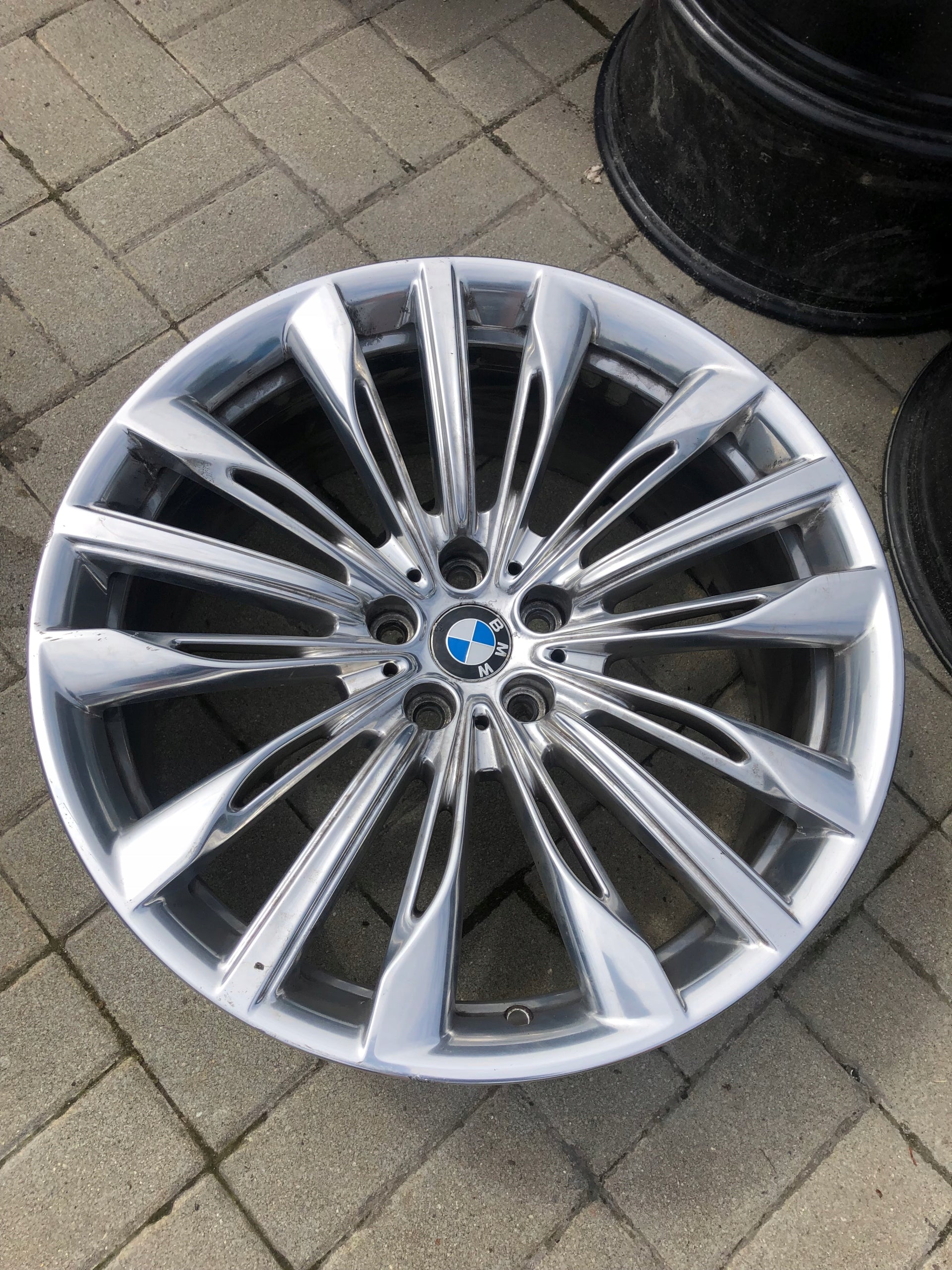 1x Alu Felge BMW X2 G11 X1 Aluminum rim 20 Zoll 8.5J 5x112 25ET 6868051