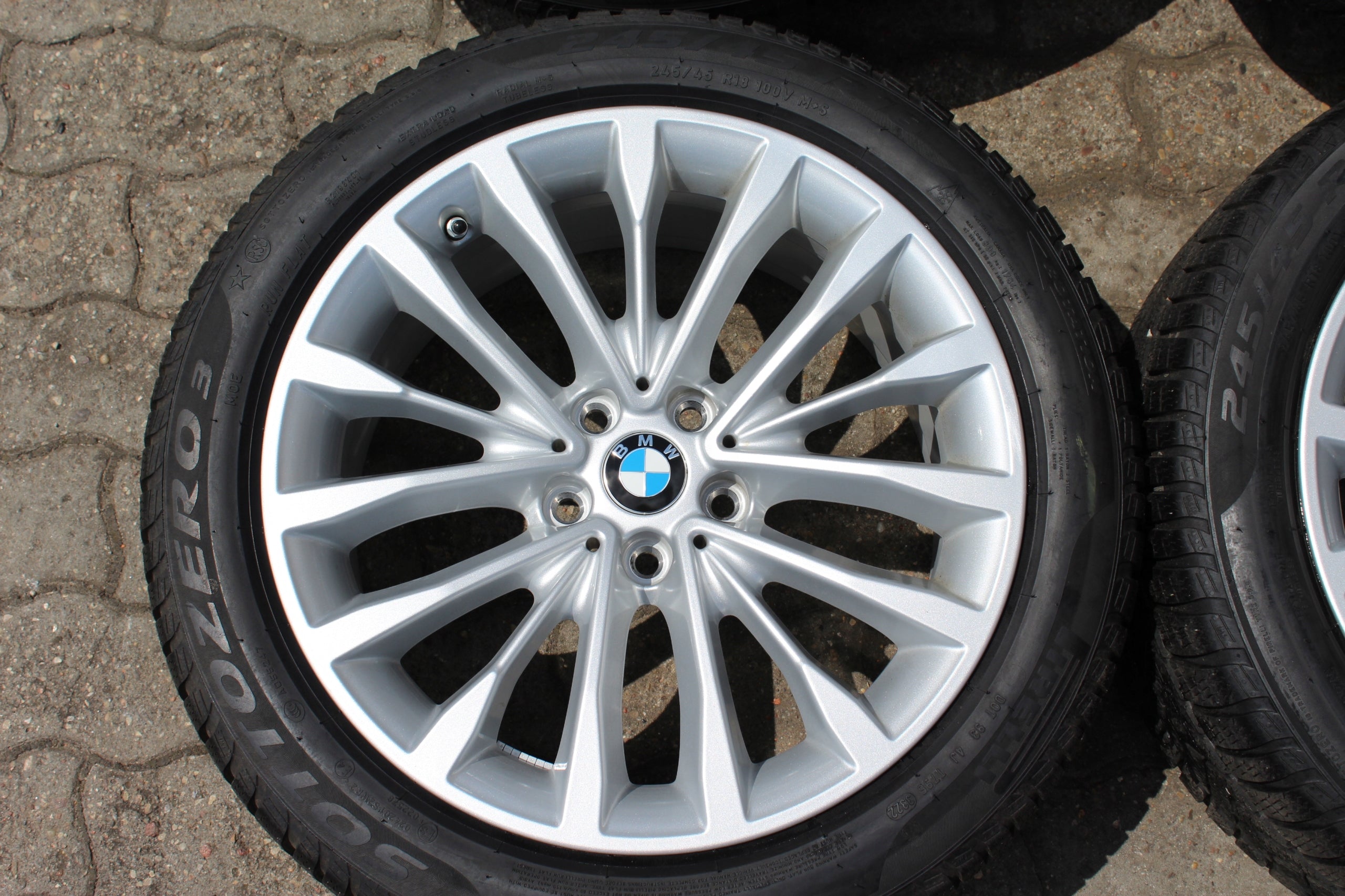 Alu Felge BMW G31 G30 G31 X1 G30 Aluminum rim 18 Zoll 8.0J 5x112 30ET 6863418