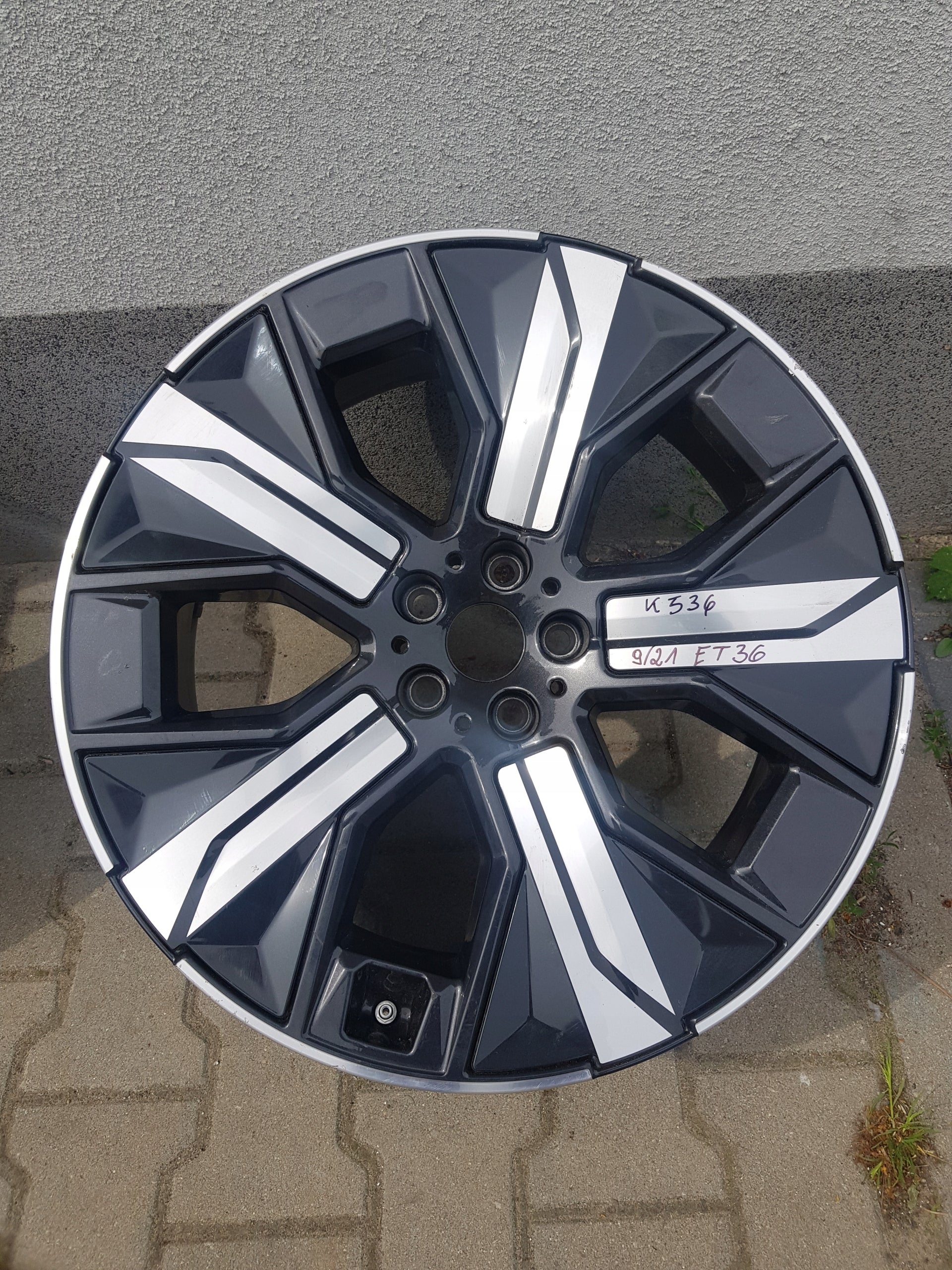 1x Alu Felge BMW X2 iX X1 Aluminum rim 21 Zoll 9.0J 5x112