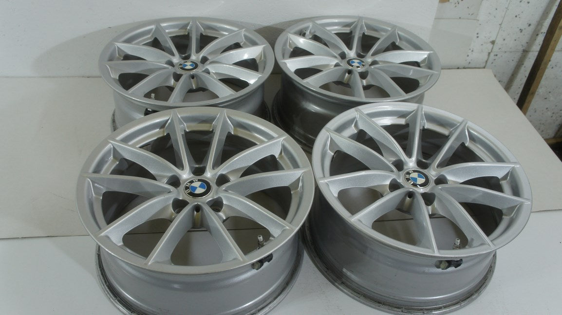 Alu Felge BMW X1 Aluminum rim 17 Zoll 7.5J 5x112 27ET 6868217