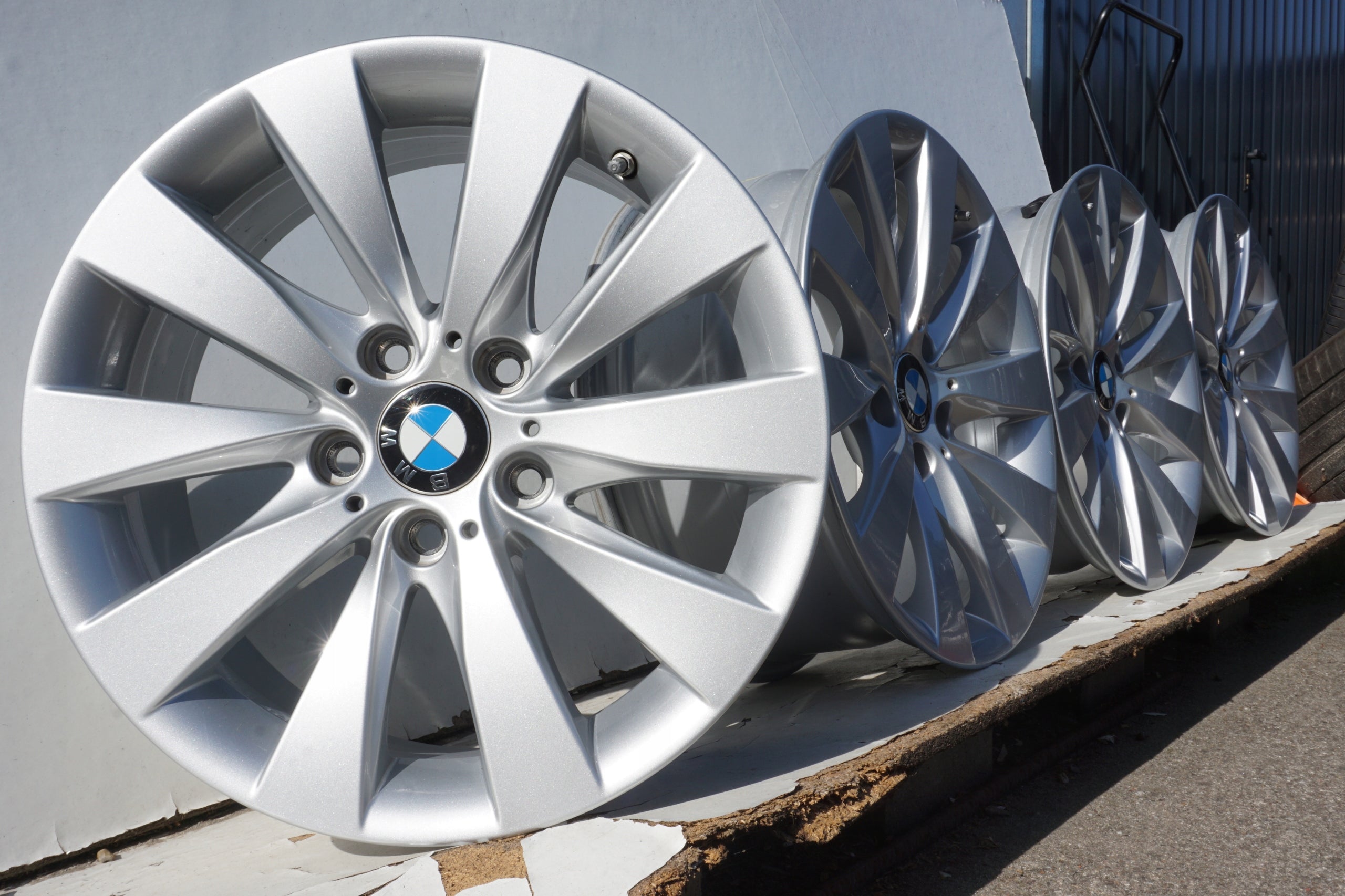 Alu Felge BMW X1 Aluminum rim 17 Zoll 7.5J 5x120 37ET 6796240