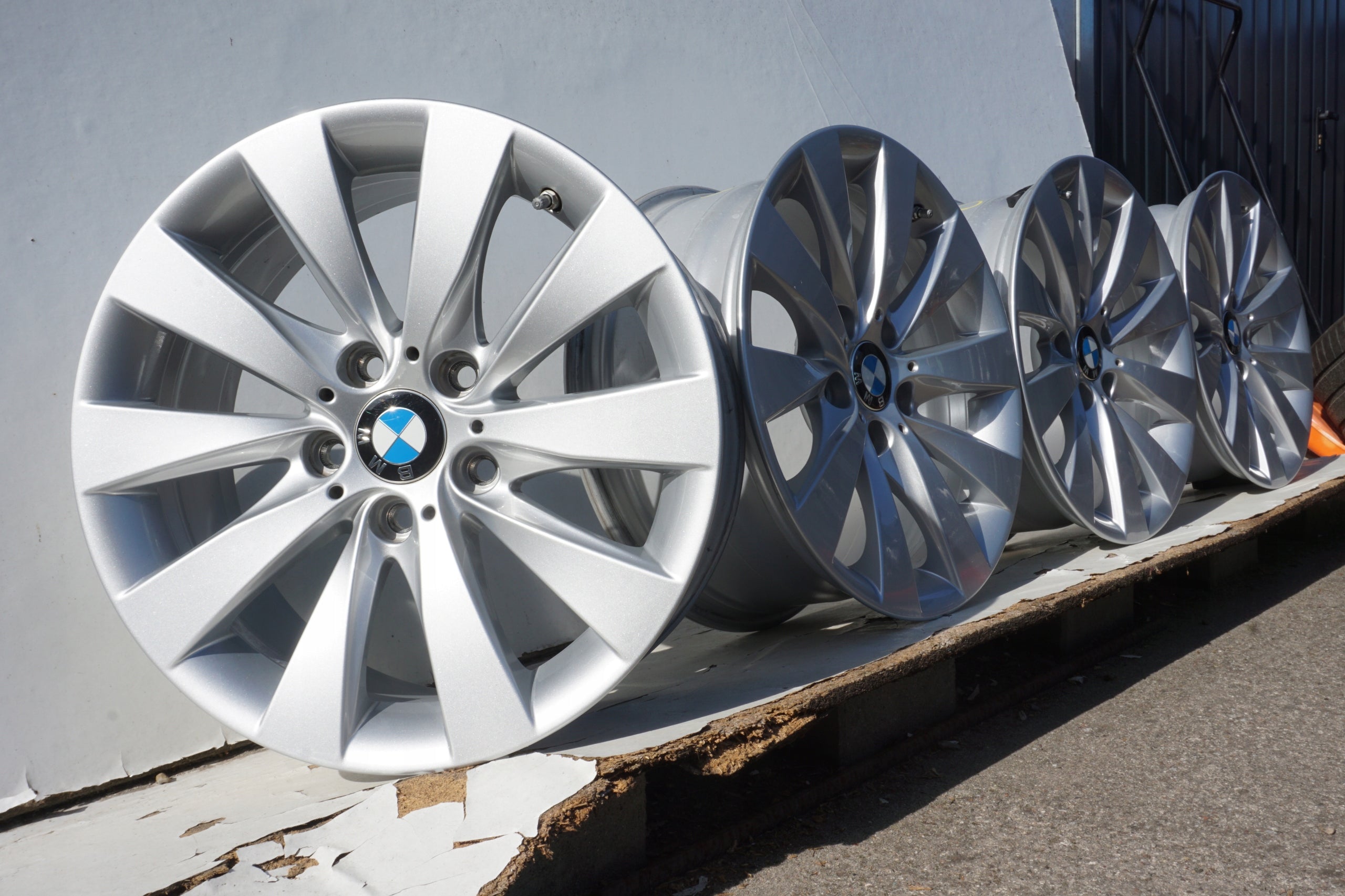 Alu Felge BMW X1 Aluminum rim 17 Zoll 7.5J 5x120 37ET 6796240