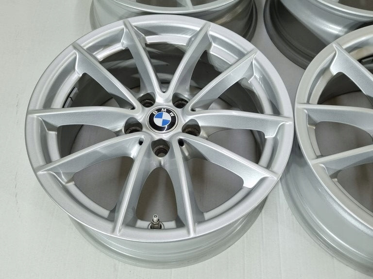 Alu Felge BMW X1 Aluminum rim 17 Zoll 7.5J 5x112 27ET 6868217