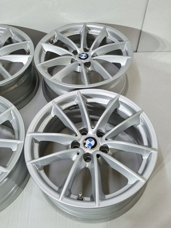 Alu Felge BMW X1 Aluminum rim 17 Zoll 7.5J 5x112 27ET 6868217