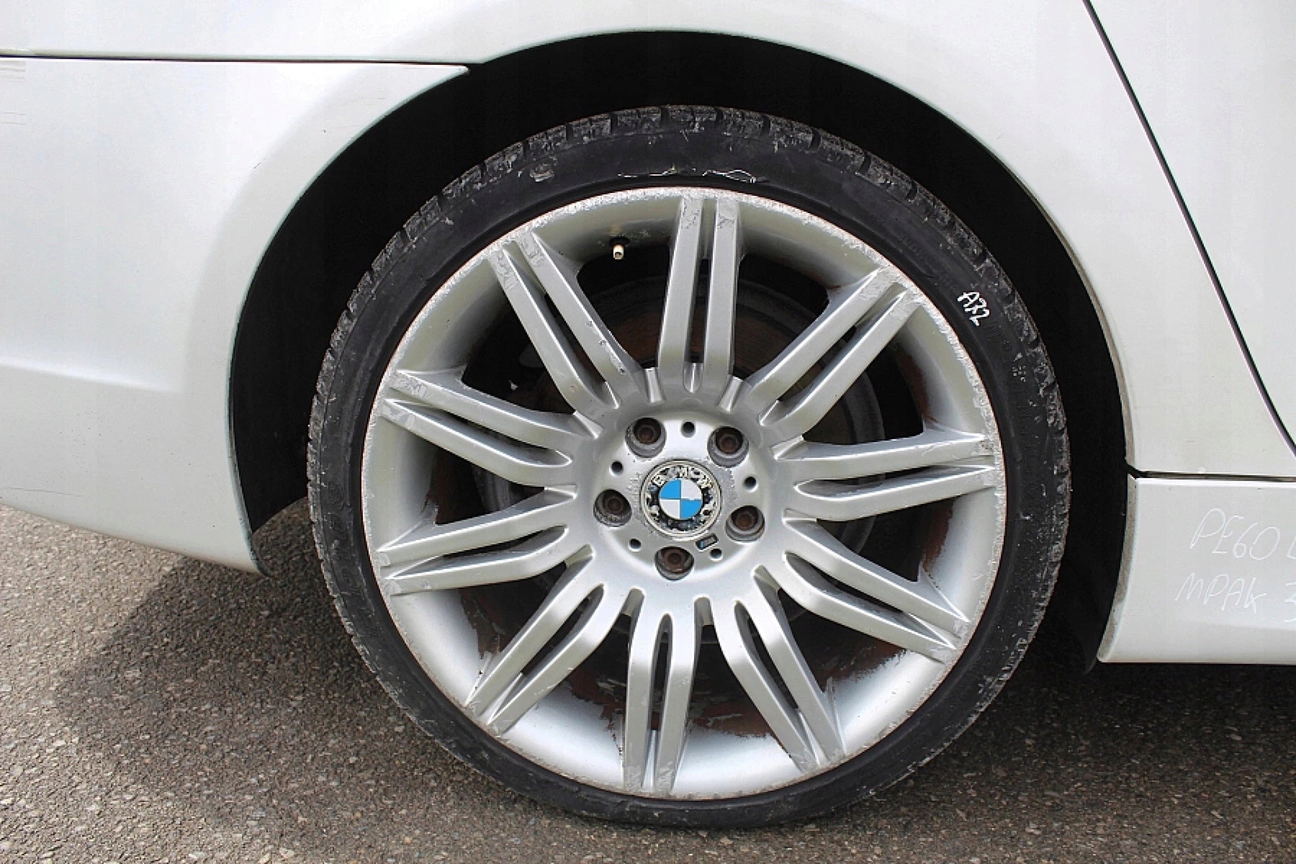 1x Alu Felge BMW X1 Aluminum rim 19 Zoll 9.5J 5x120 32ET