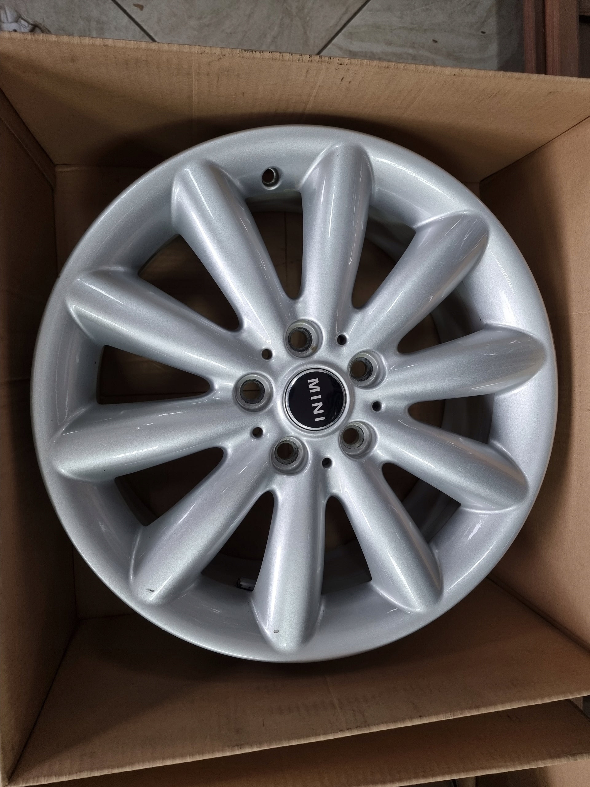 Alu Felge BMW X1 Aluminum rim 17 Zoll 7.0J 5x112 54ET 6855108