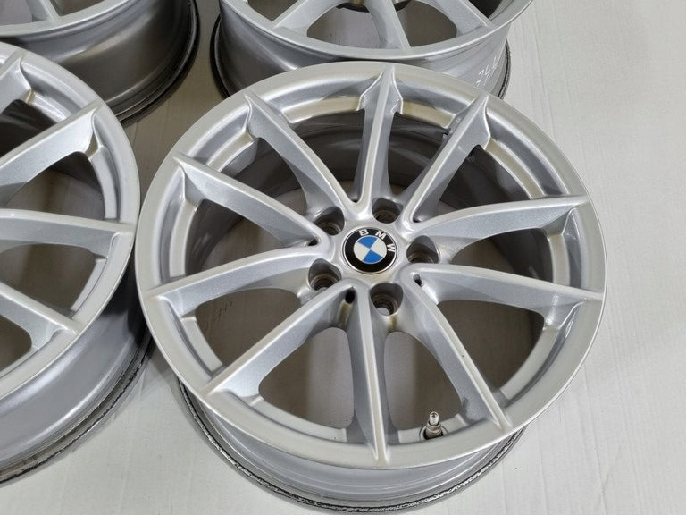 Alu Felge BMW X1 Aluminum rim 17 Zoll 7.5J 5x112 27ET 6868217