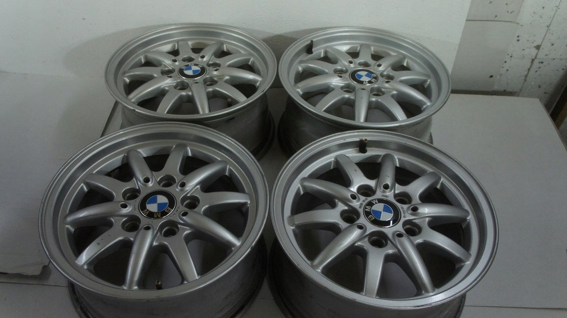 Alu Felge BMW X1 Aluminum rim 15 Zoll 7.0J 5x120 47ET 1182608