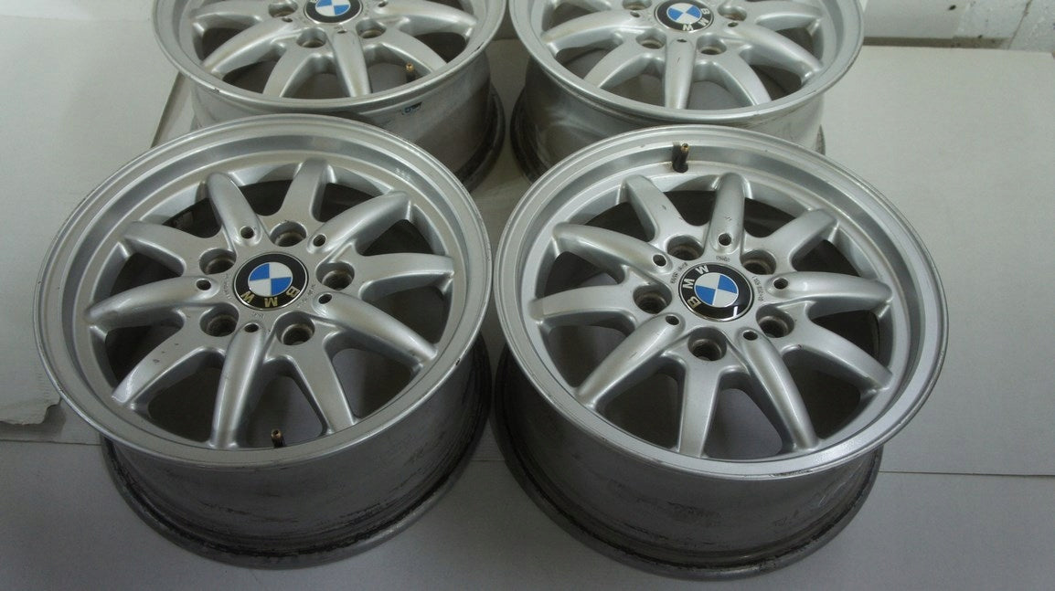 Alu Felge BMW X1 Aluminum rim 15 Zoll 7.0J 5x120 47ET 1182608