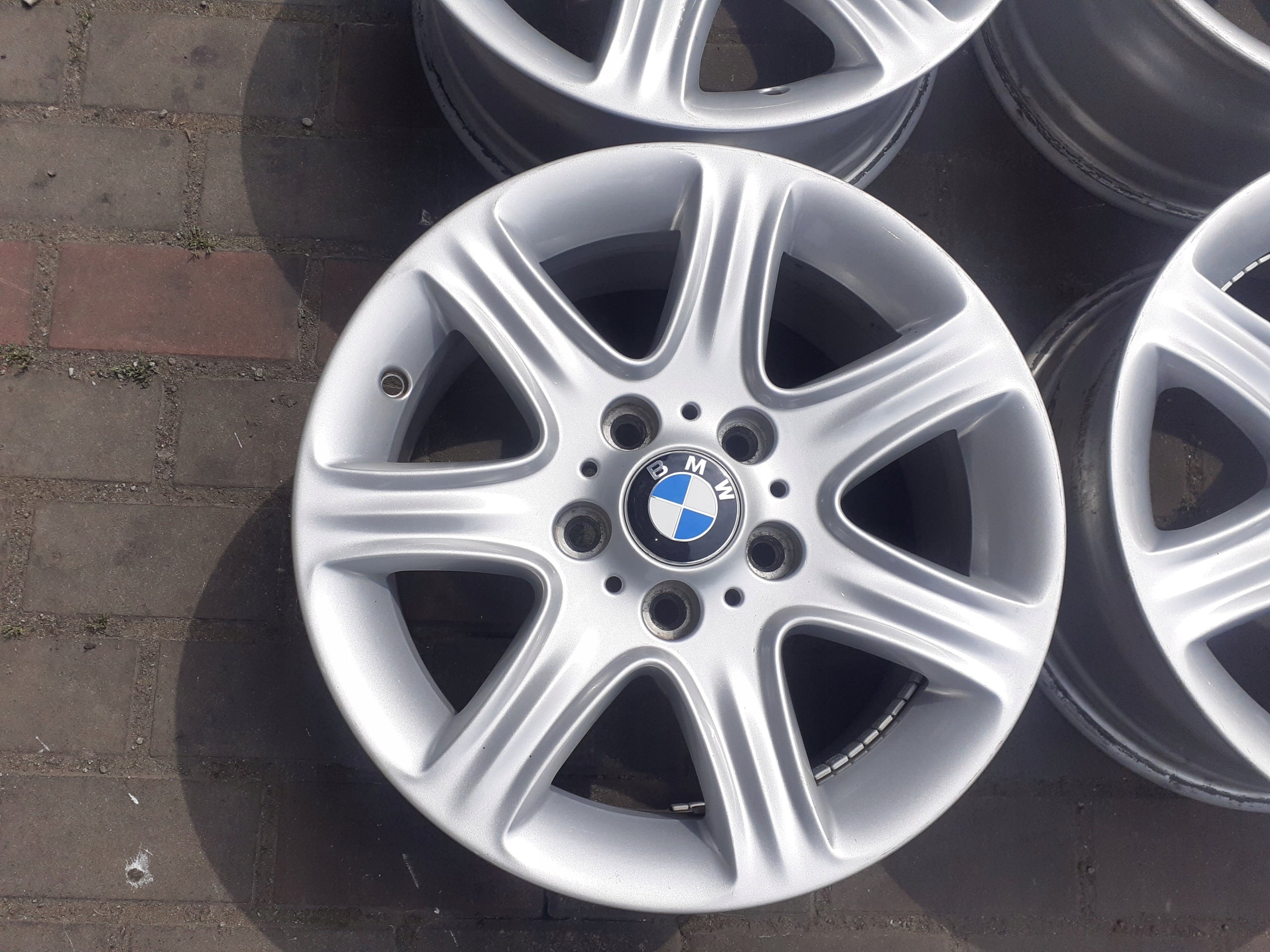 Alu Felge BMW X1 Aluminum rim 16 Zoll 7.0J 5x120 40ET 6796201