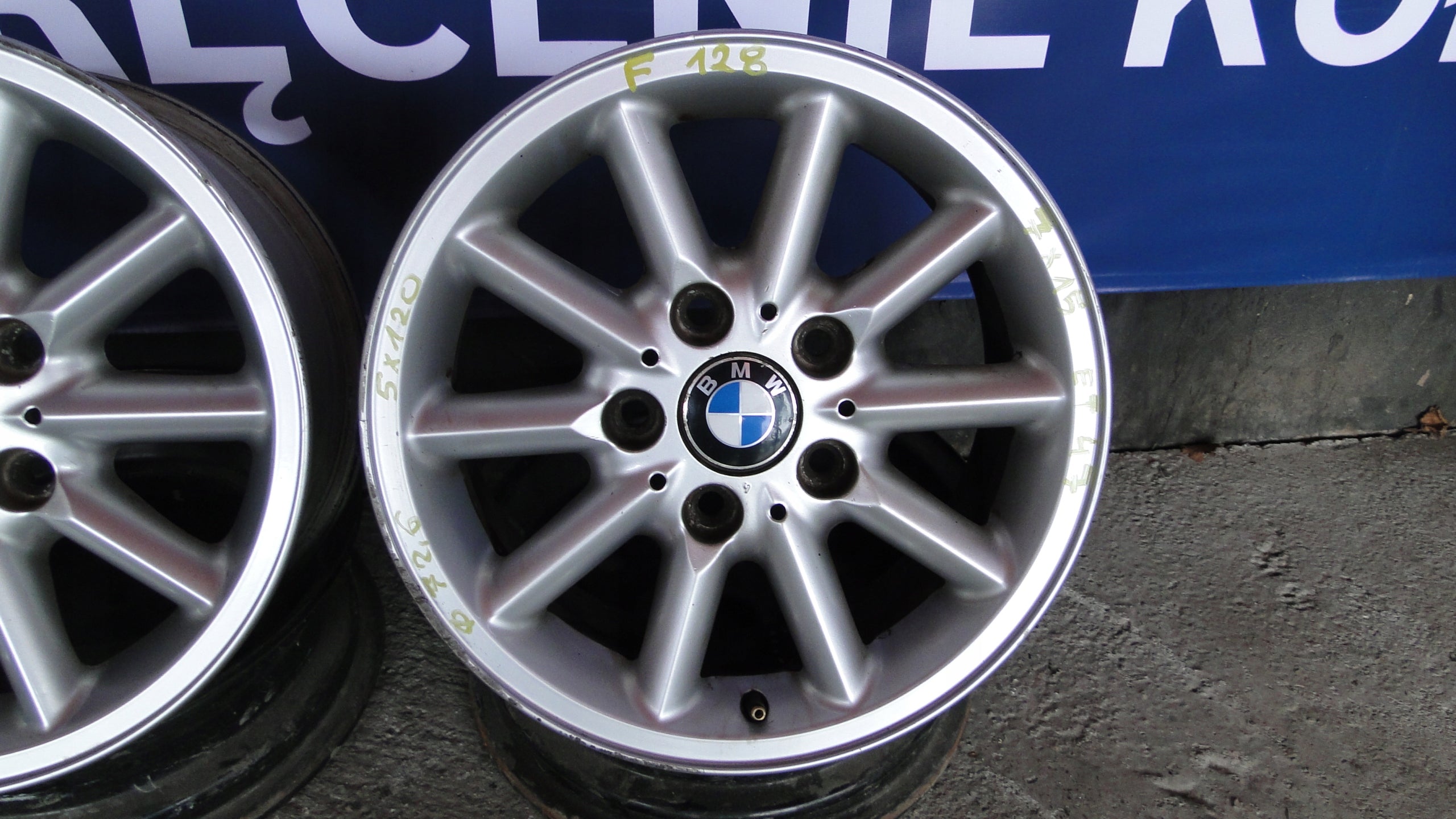 Alu Felge BMW X1 Aluminum rim 15 Zoll 7.0J 5x120 47ET