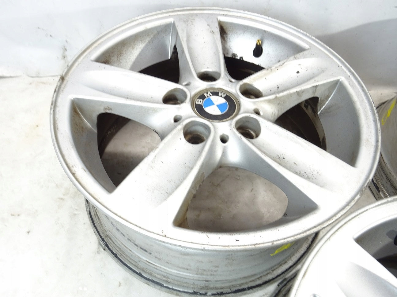 Alu Felge BMW X1 Aluminum rim 16 Zoll 7.0J 5x120 44ET