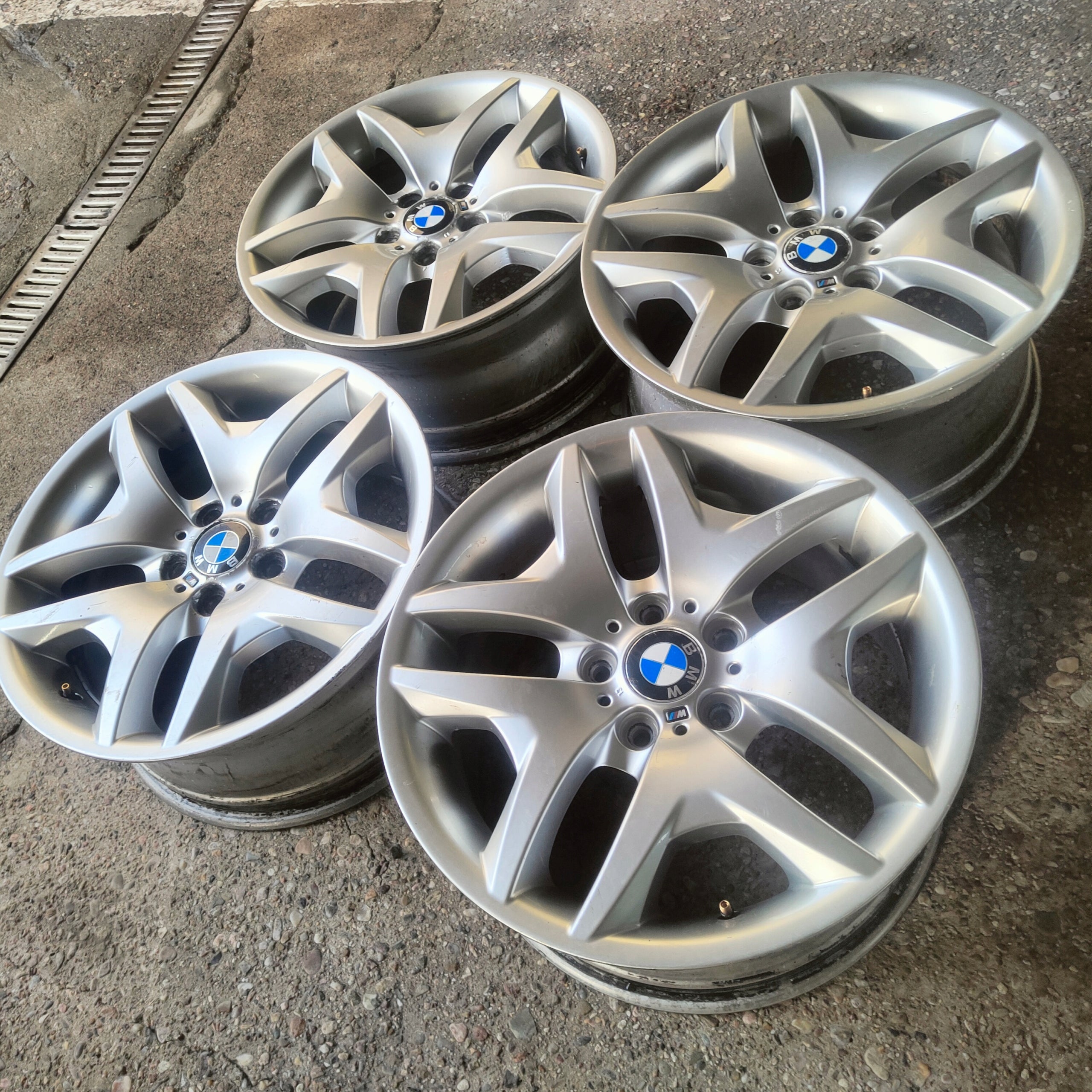 Alu Felge BMW X1 Aluminum rim 18 Zoll 9.0J 5x120 51ET