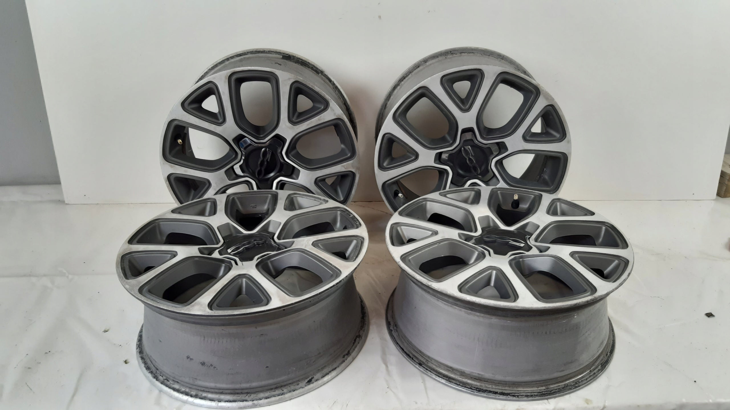 Alu Felge Fiat 500 500X Aluminum rim 17 Zoll 5x110 735624968