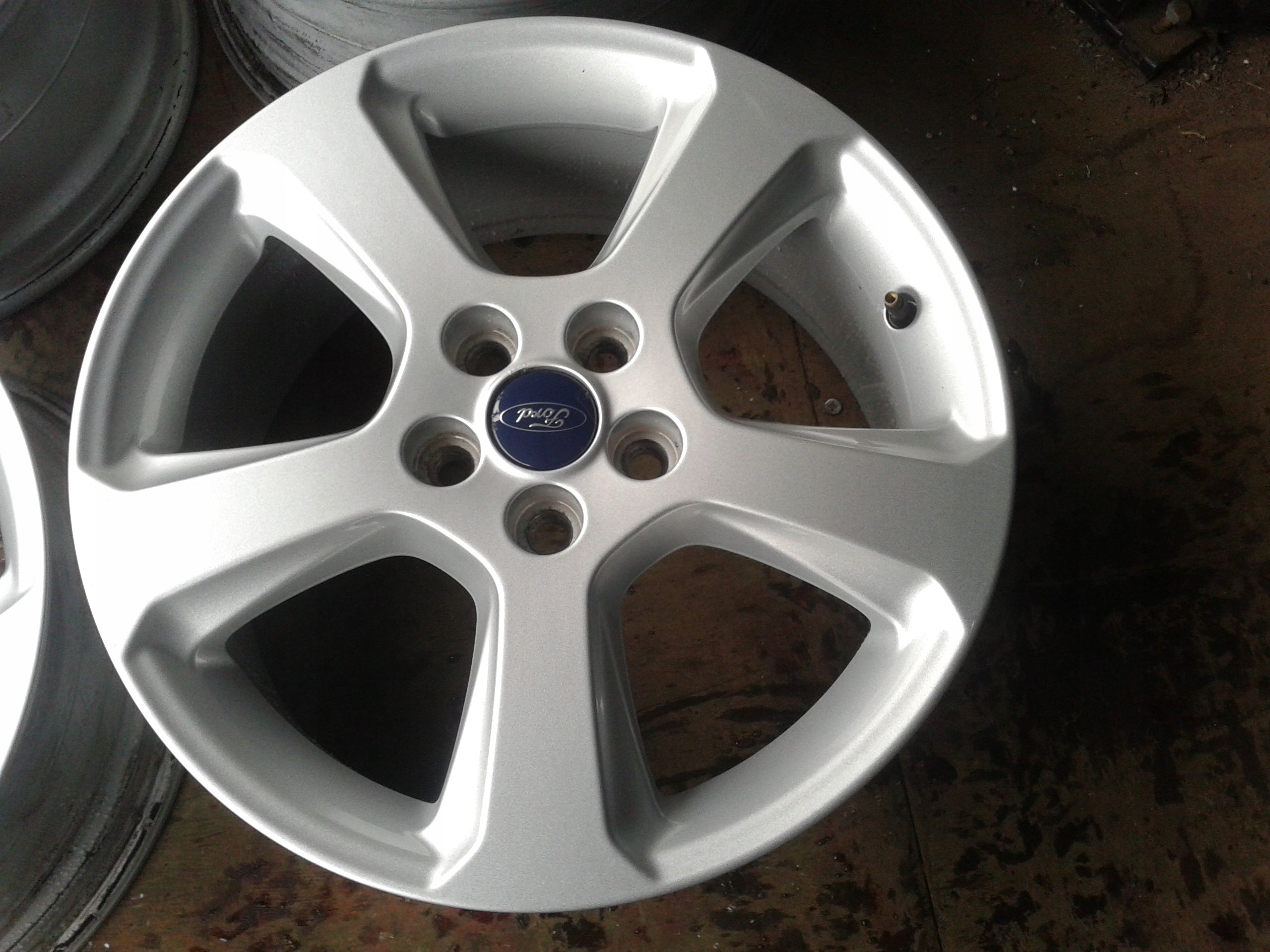 Alu Felge Ford Focus Kuga Mondeo Galaxy 17 Zoll 7.5J 5x108 55ET EM2C1007K1A