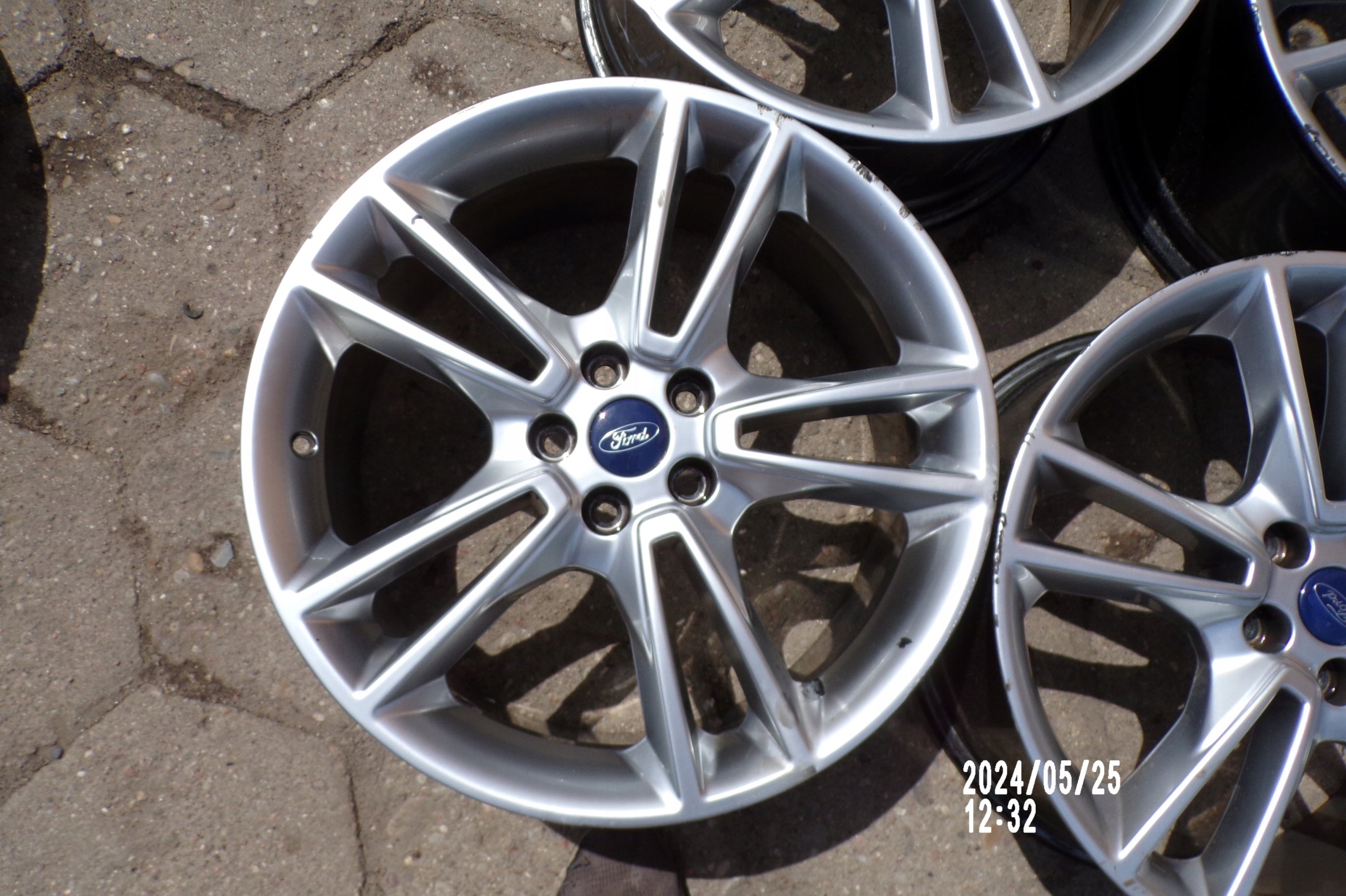 Alu Felge Ford Focus Mondeo MK5 Aluminum rim 19 Zoll 8.0J 5x108