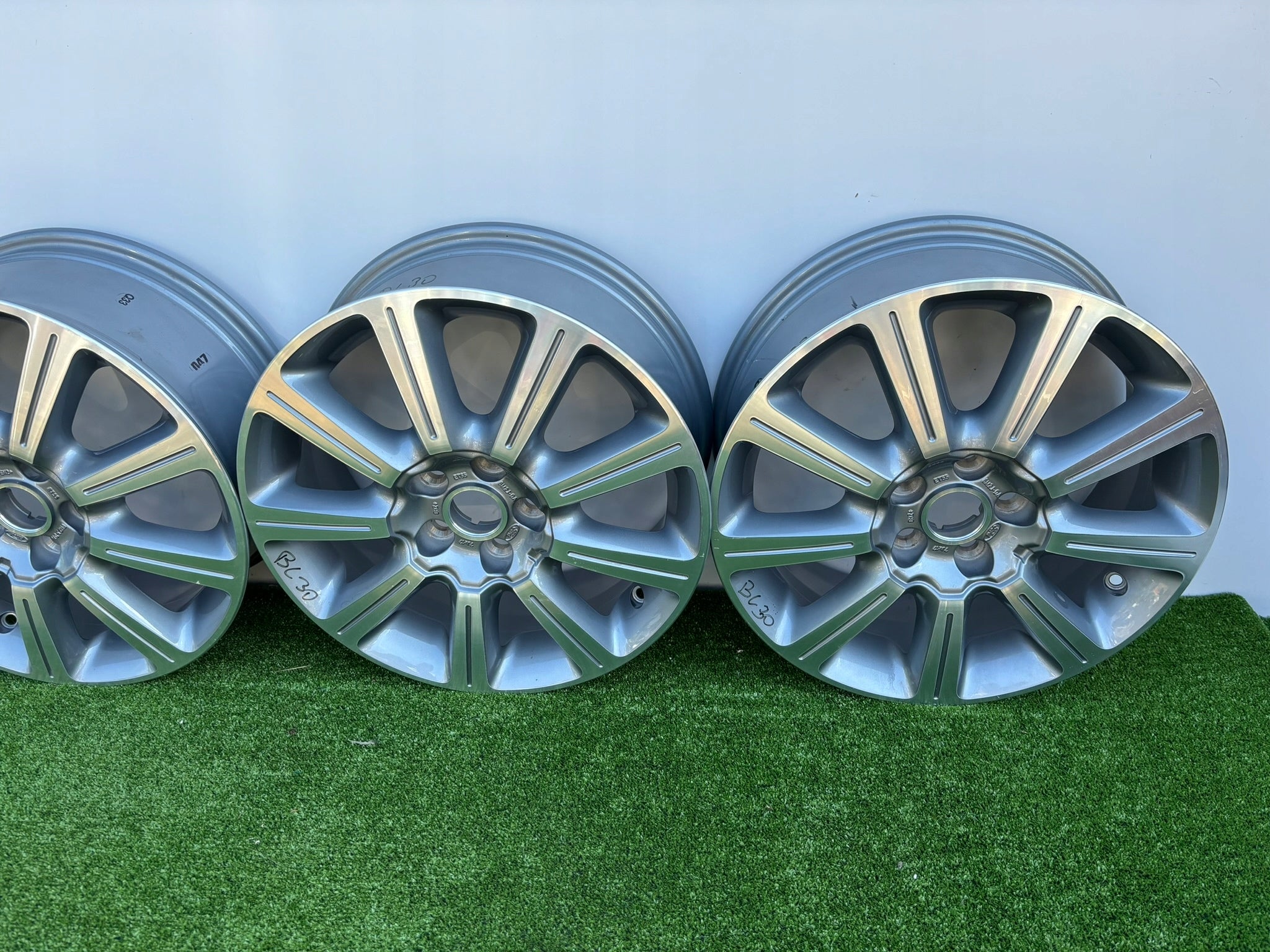 Alu Felge Ford Focus Mondeo Aluminum rim 17 Zoll 7.0J 5x108 55ET