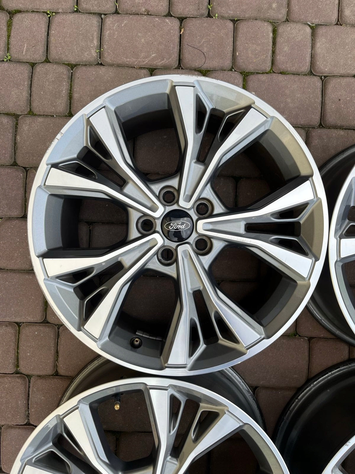 Alu Felge Ford Kuga Mondeo Aluminum rim 18 Zoll 8.0J 5x108