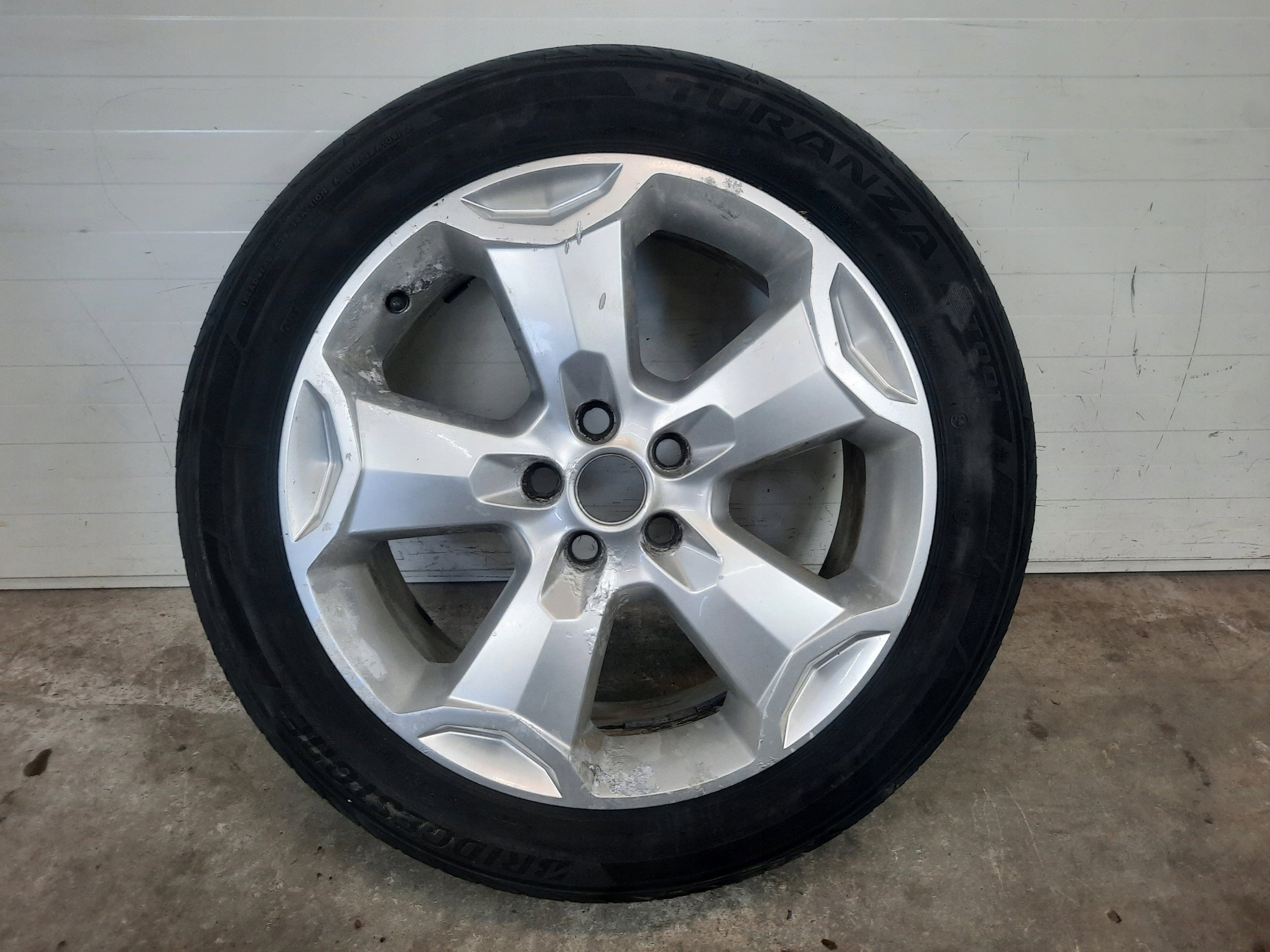 Alu Felge Ford Kuga Aluminum rim 18 Zoll 7.5J 5x108 52,5ET 8V411007BB