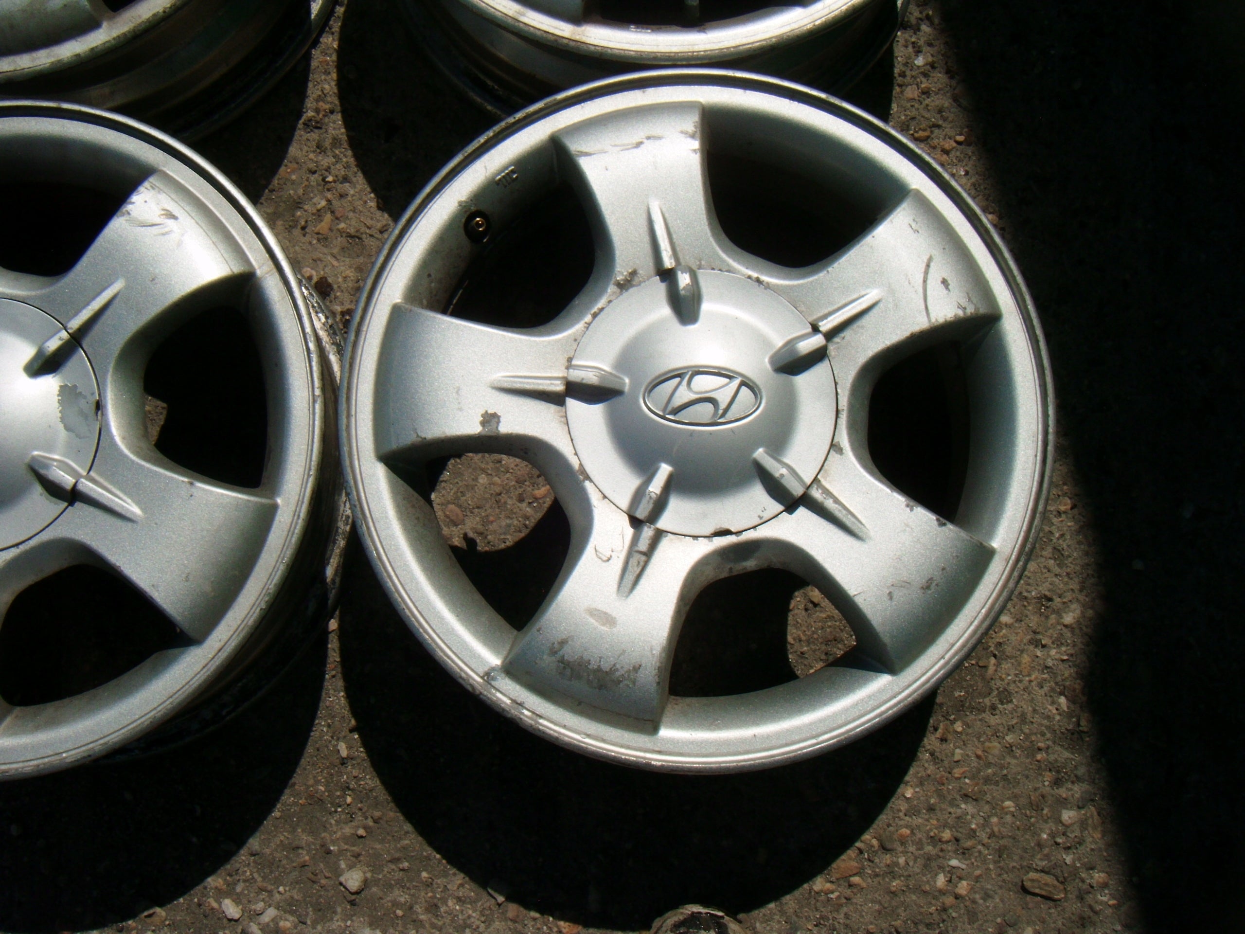 Alu Felge Hyundai Matrix Aluminum rim 15 Zoll 5.5J 4x114.3