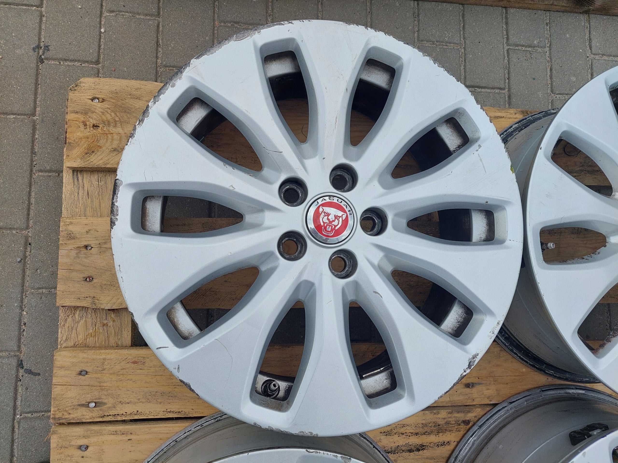 Alu Felge Jaguar XJ X350 X350 XE X760 17 Zoll 6.5J 5x108 GX731007UA