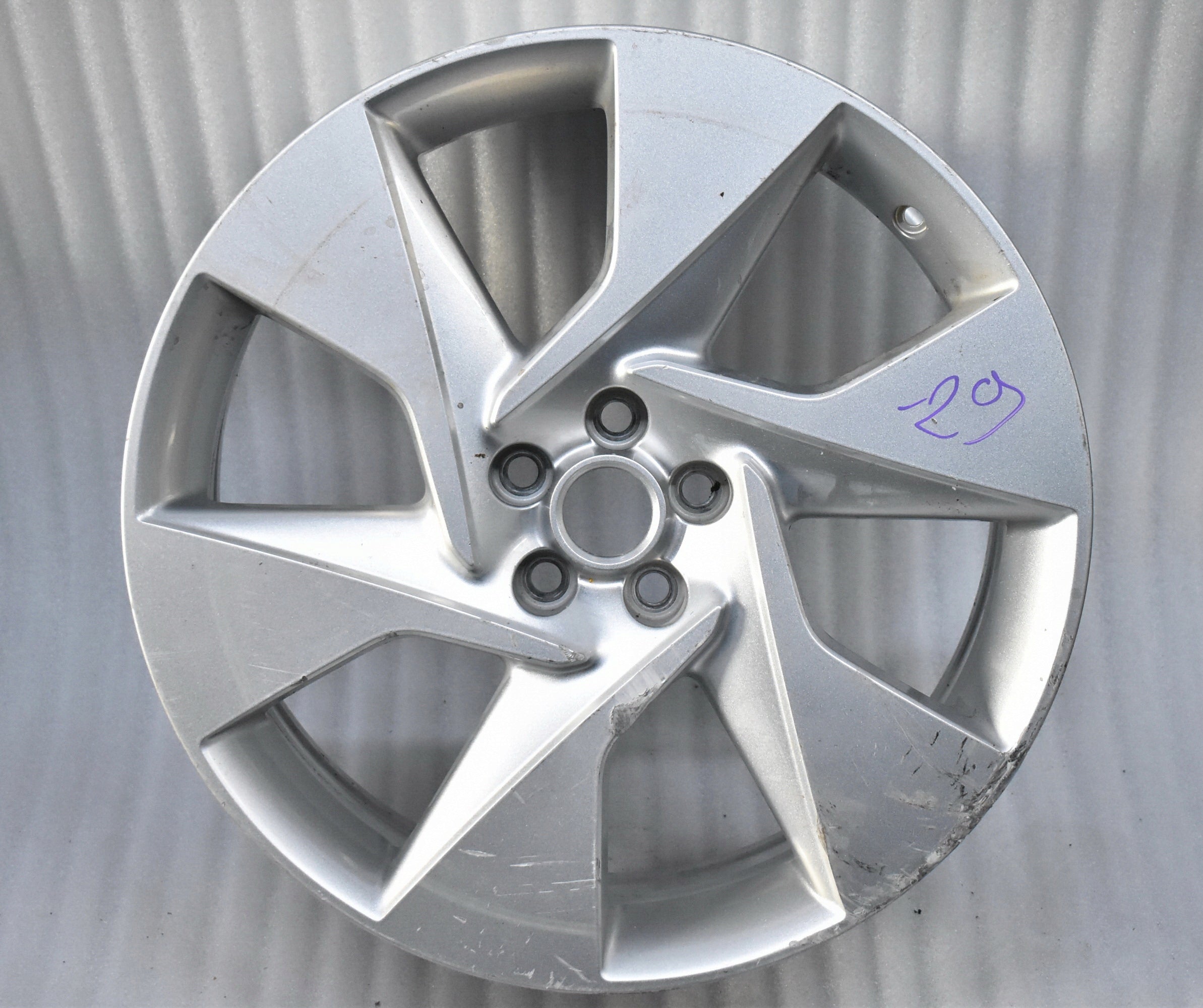 1x Alu Felge Jaguar XJ X350 Aluminum rim 20 Zoll 8.0J 5x108 52ET