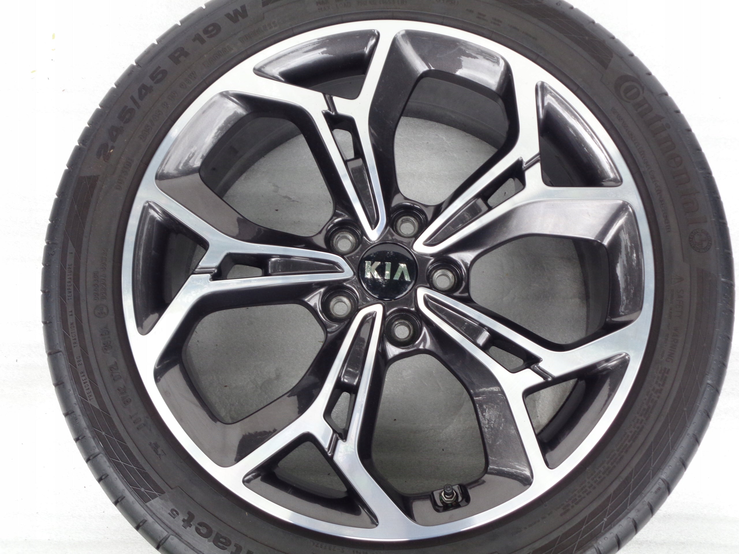 Alu Felge Kia Sportage Aluminum rim 19 Zoll 7.5J 5x114.3 50,5ET 52910F1510