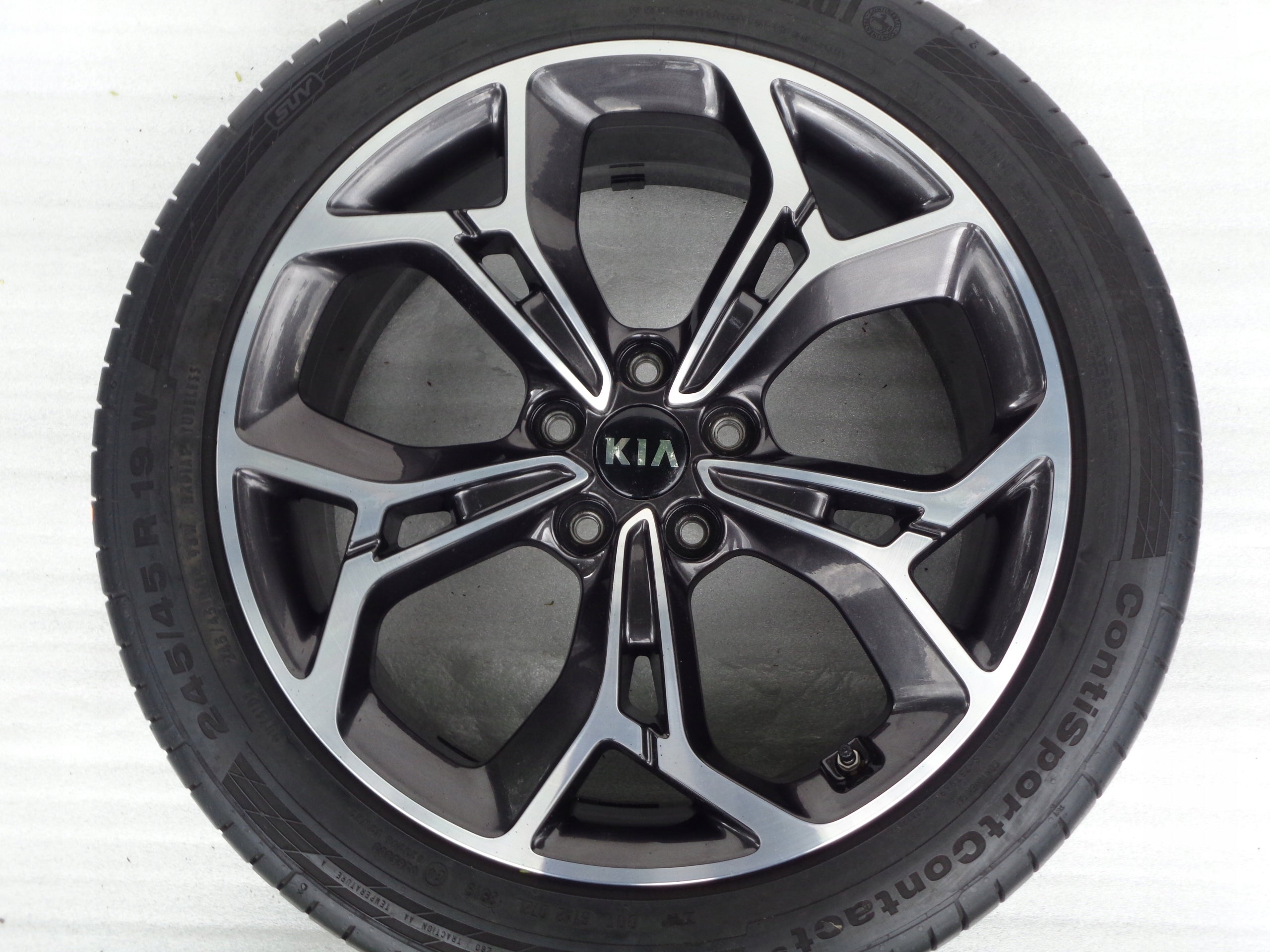 Alu Felge Kia Sportage Aluminum rim 19 Zoll 7.5J 5x114.3 50,5ET 52910F1510