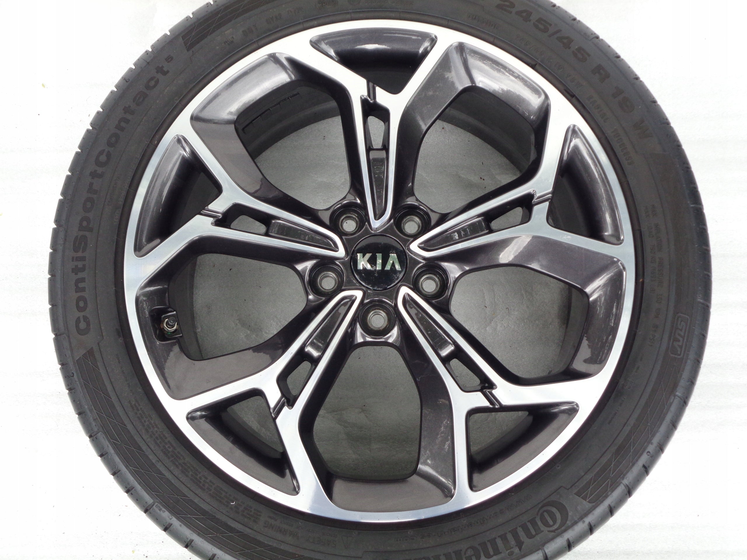 Alu Felge Kia Sportage Aluminum rim 19 Zoll 7.5J 5x114.3 50,5ET 52910F1510