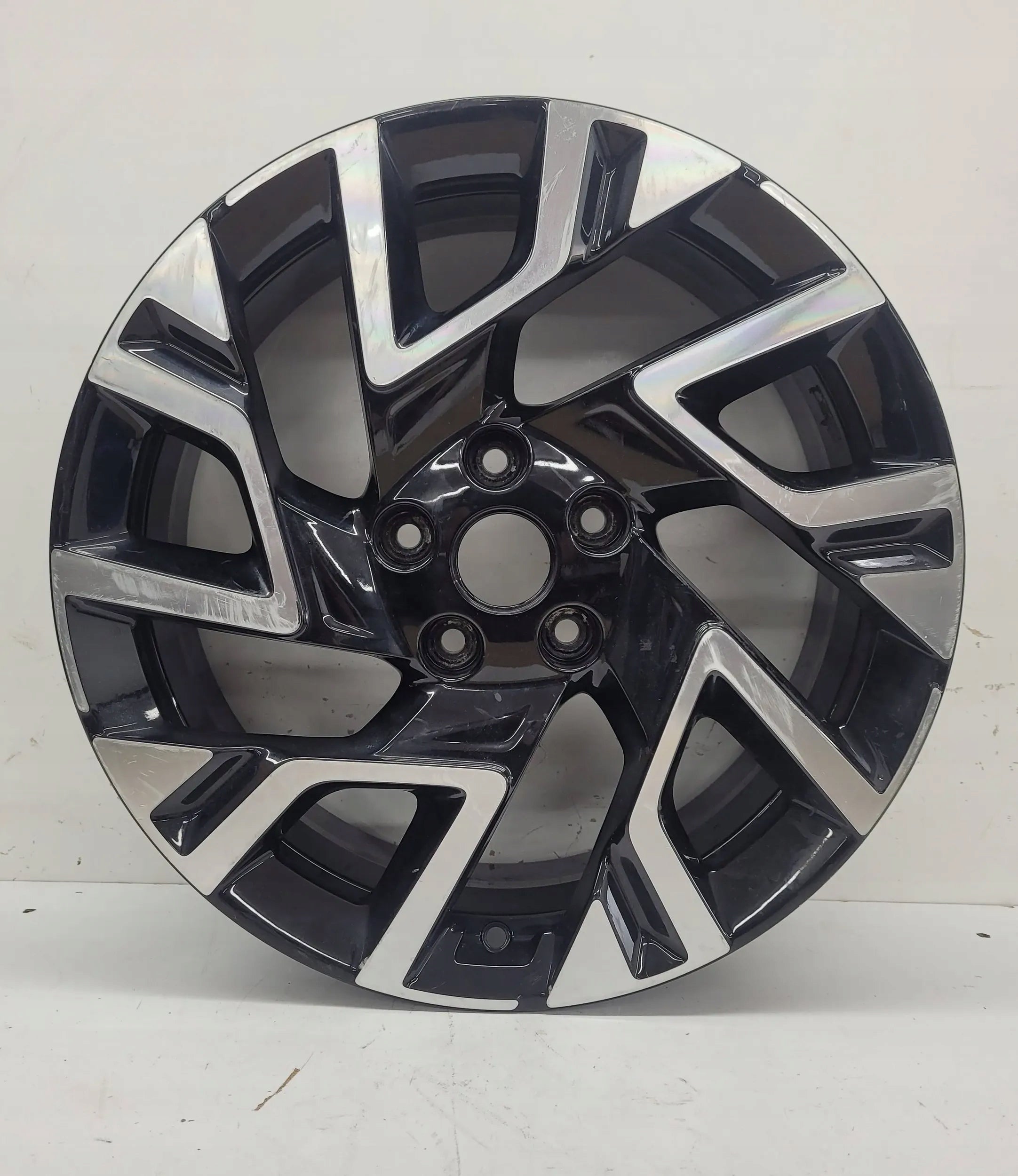 1x Alu Felge Kia Ceed Xceed Aluminum rim 18 Zoll 7.5J 5x114.3 45ET 52910J7DAO