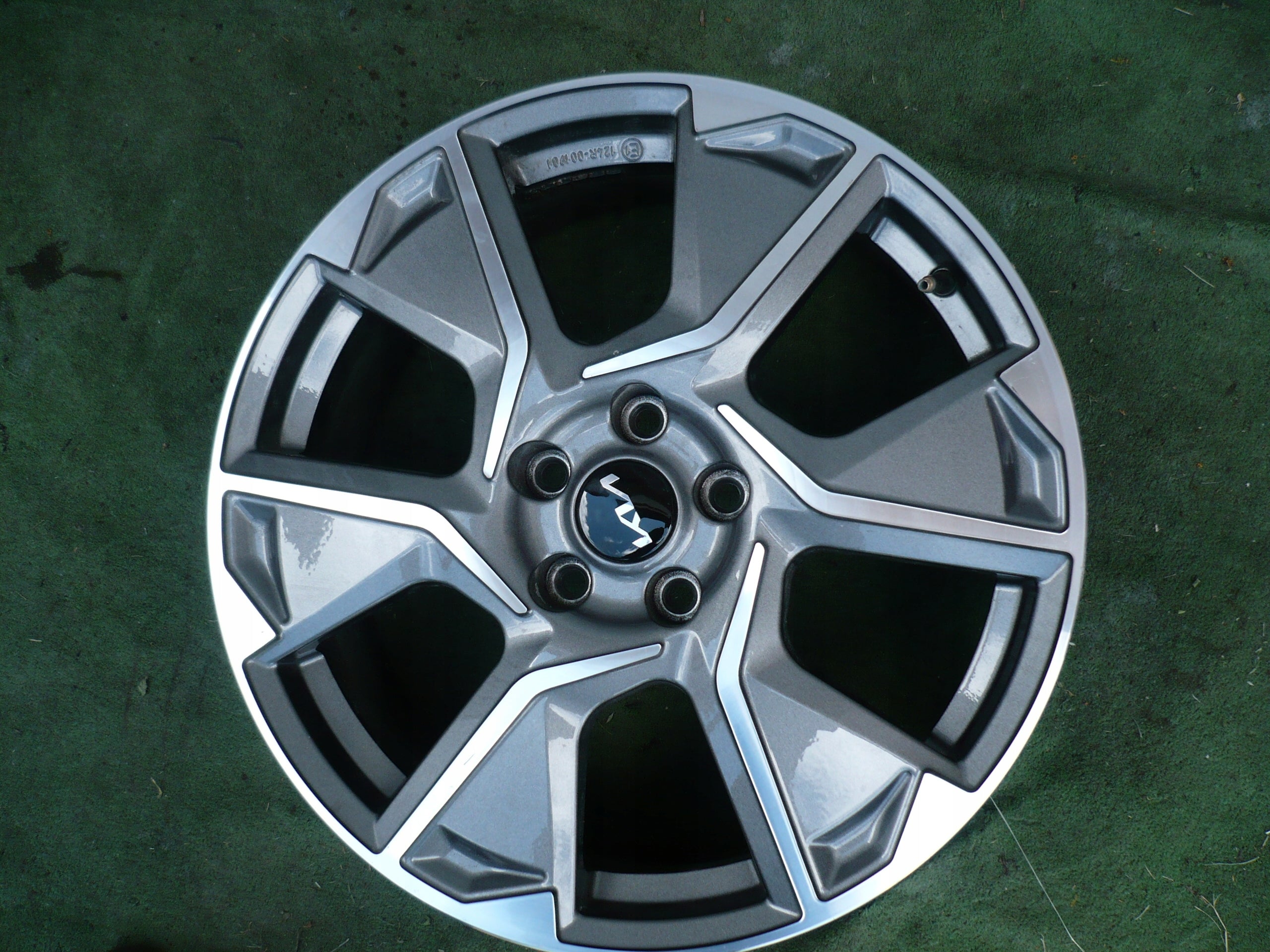 1x Alu Felge Kia EV6 Aluminum rim 19 Zoll 7.5J 5x114.3 54,5ET 52910CV110