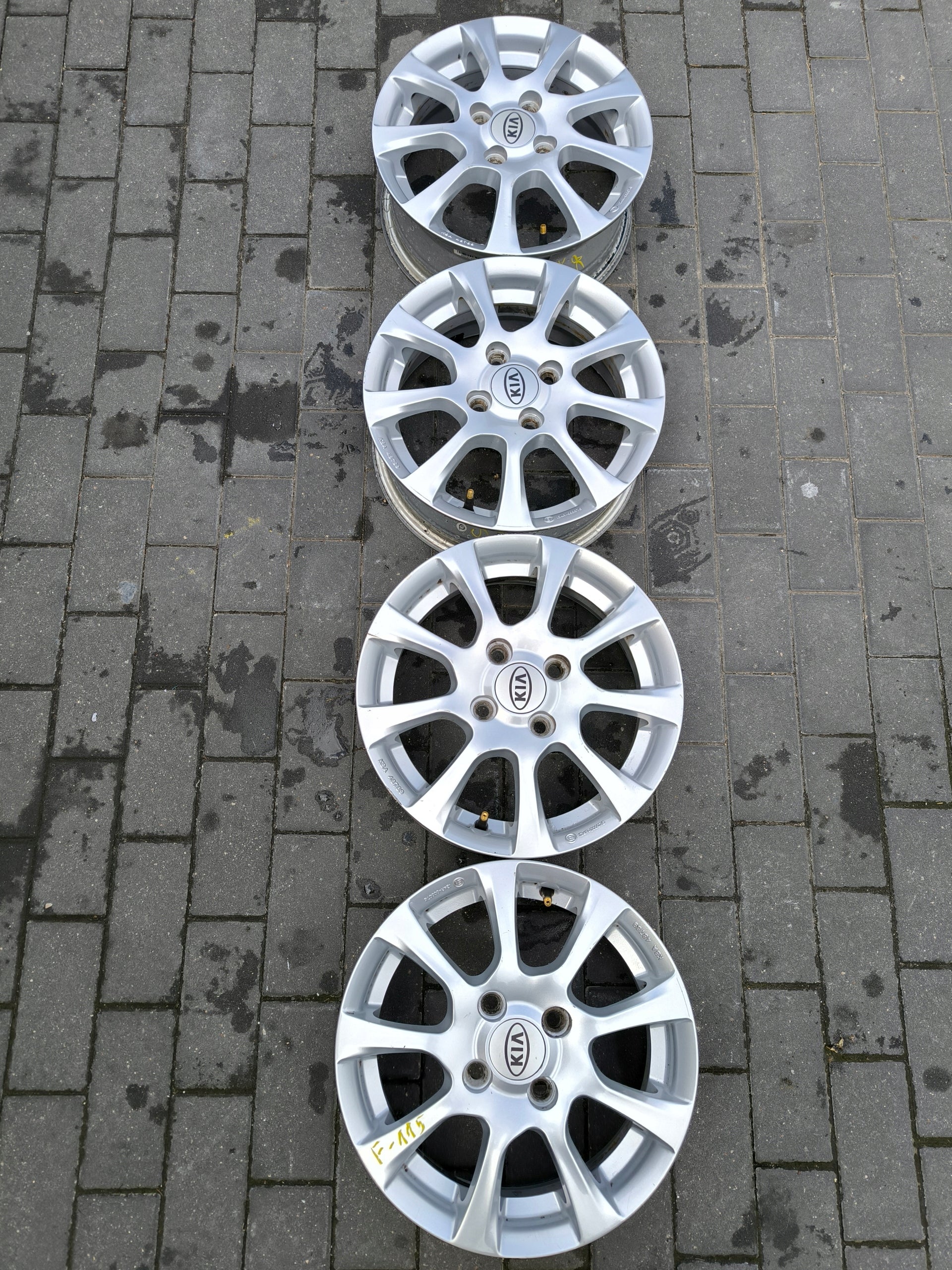 Alu Felge Kia Cerato Aluminum rim 14 Zoll 5.0J 4x100 49ET KBA48789