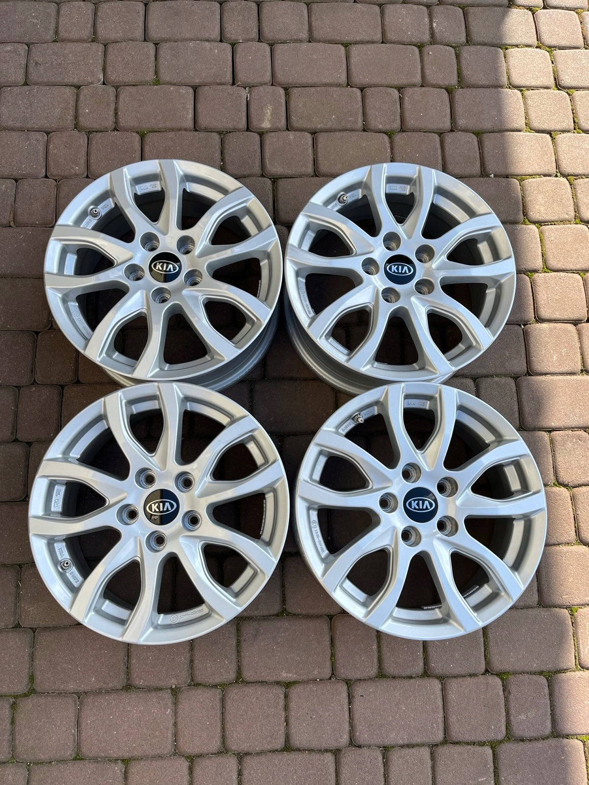 Alu Felge Kia Ceed Sportage Optima Aluminum rim 16 Zoll 6.5J 5x114.3