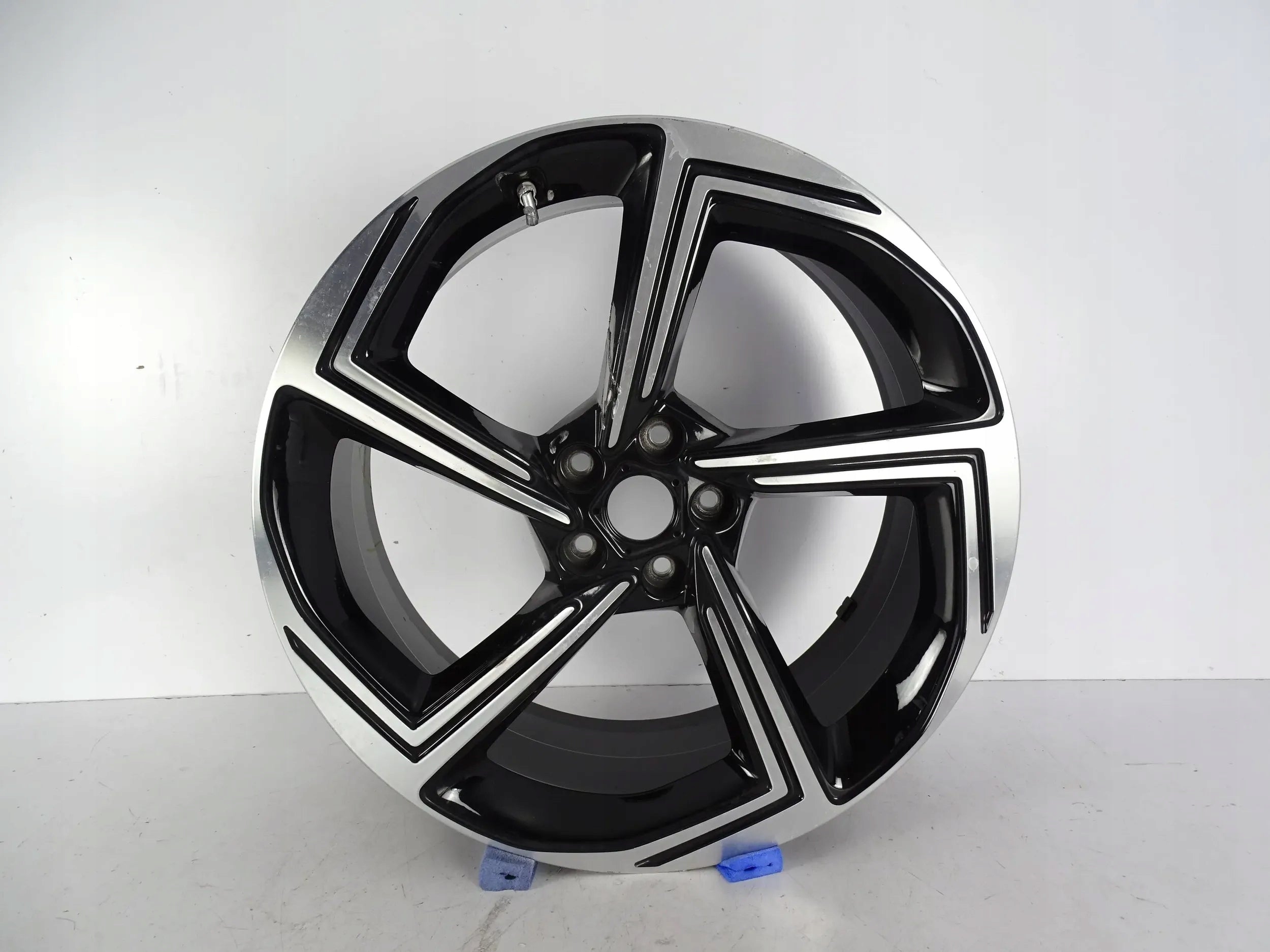 1x Alu Felge Kia EV6 Aluminum rim 21 Zoll 8.5J 5x114.3 52910CV310