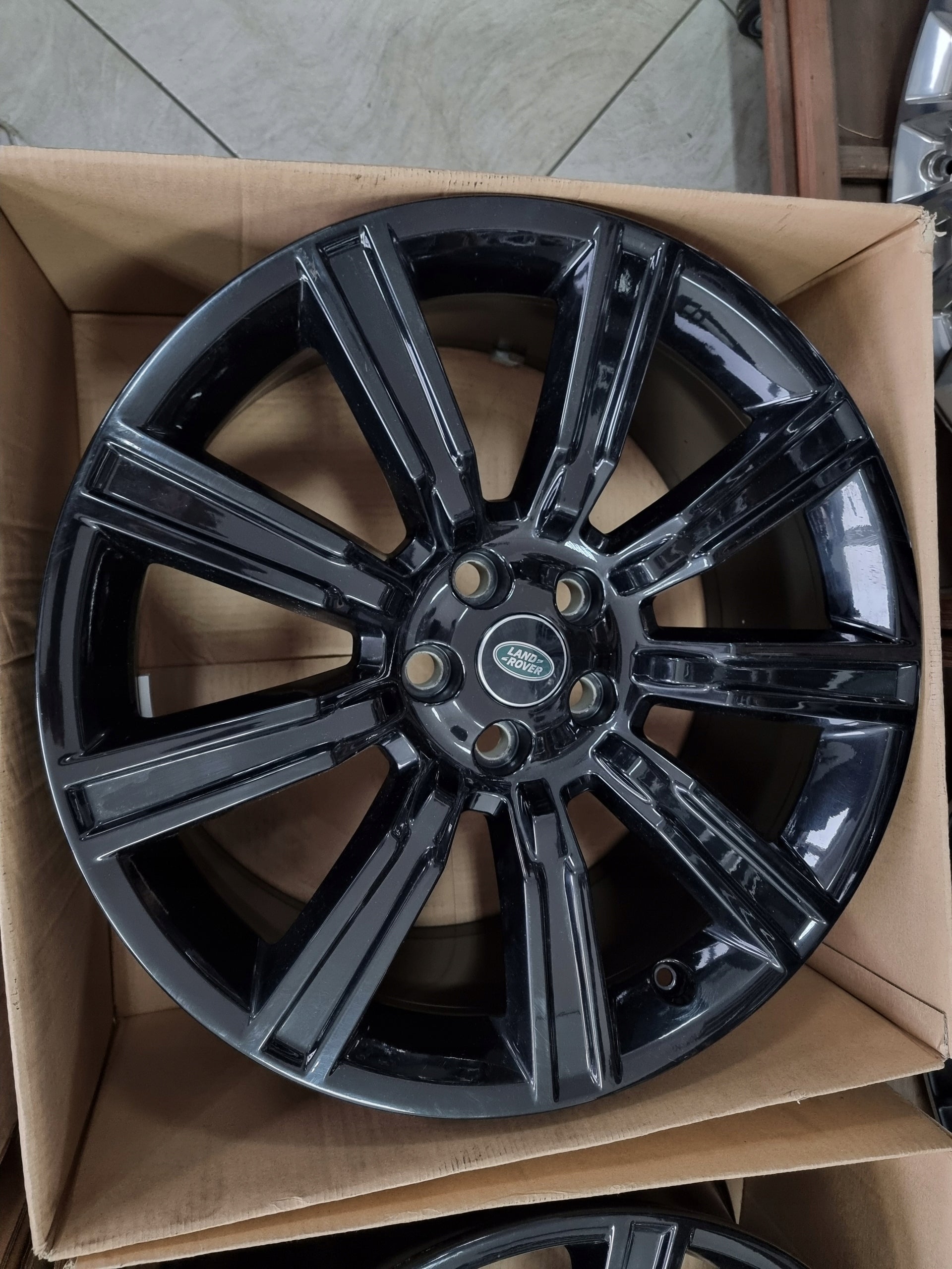 Alu Felge Land Rover Range Rover Range Rover Sport Rover Discovery 21 Zoll 9.5J 5x120 49ET GK5M1007AA