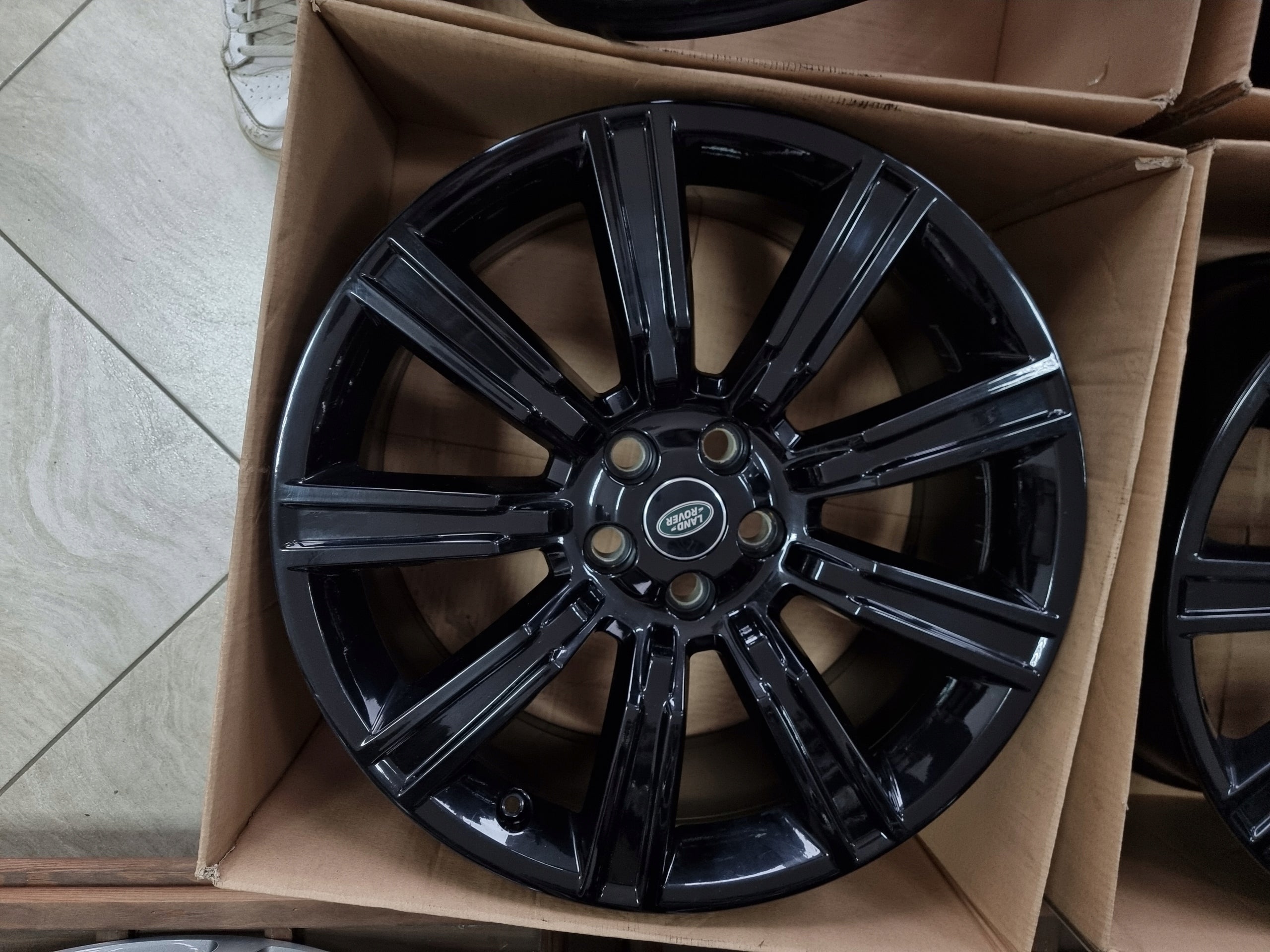 Alu Felge Land Rover Range Rover Range Rover Sport Rover Discovery 21 Zoll 9.5J 5x120 49ET GK5M1007AA