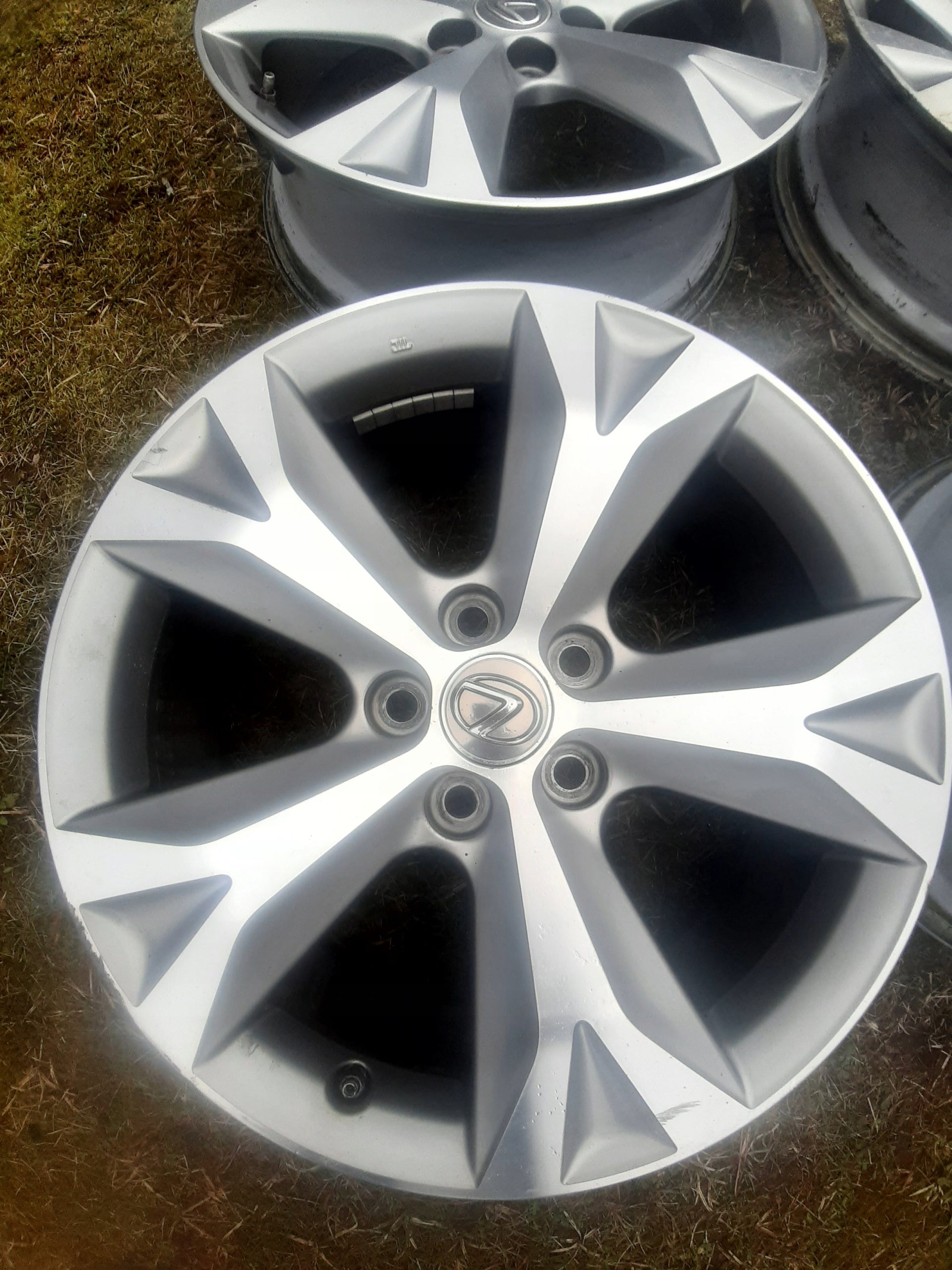 Alu Felge Lexus RX NX Aluminum rim 18 Zoll 7.5J 5x114.3