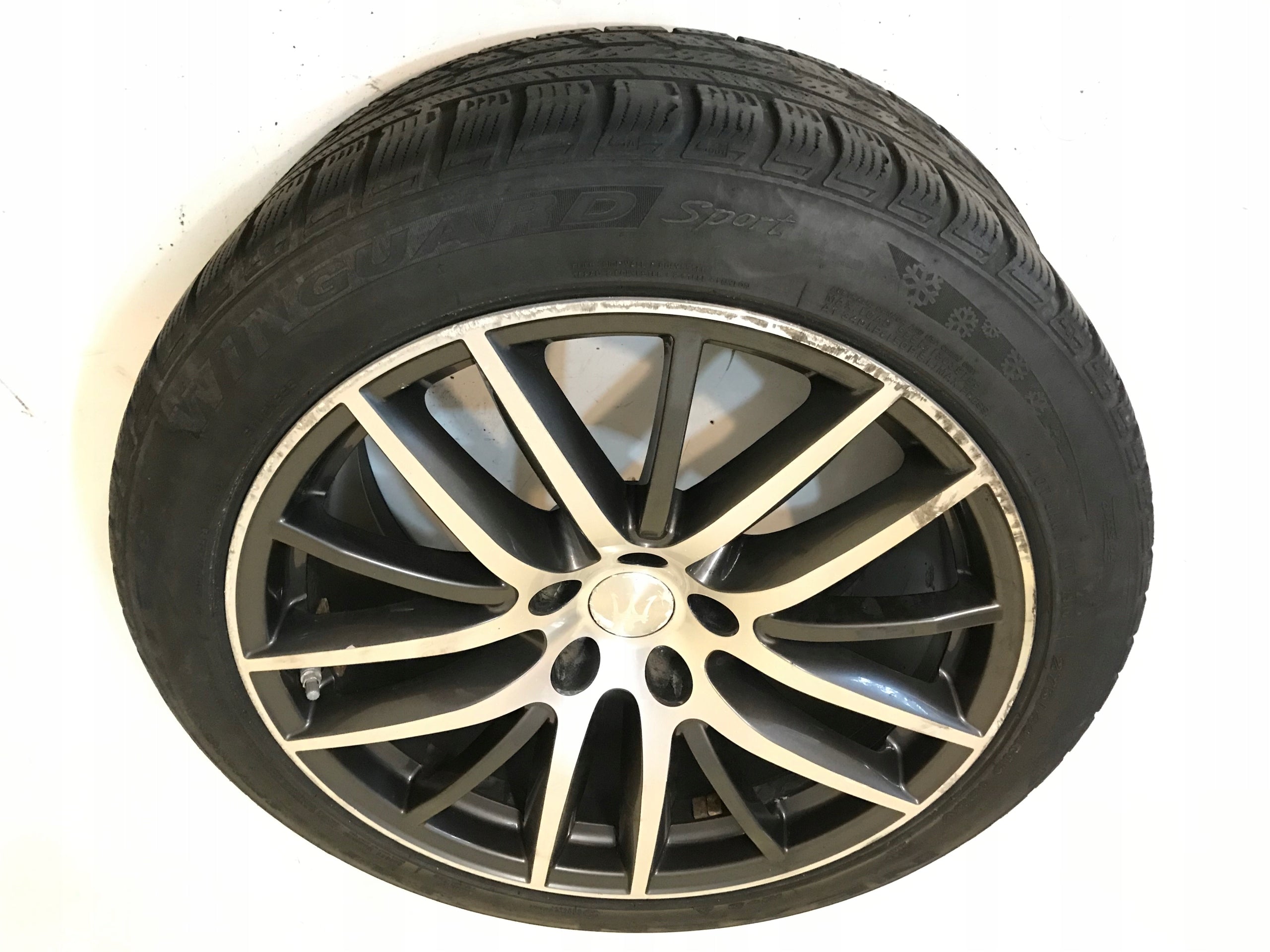 1x Alu Felge Maserati GranCabrio 19 Zoll 10.0J 5x114.3 40ET 670016855