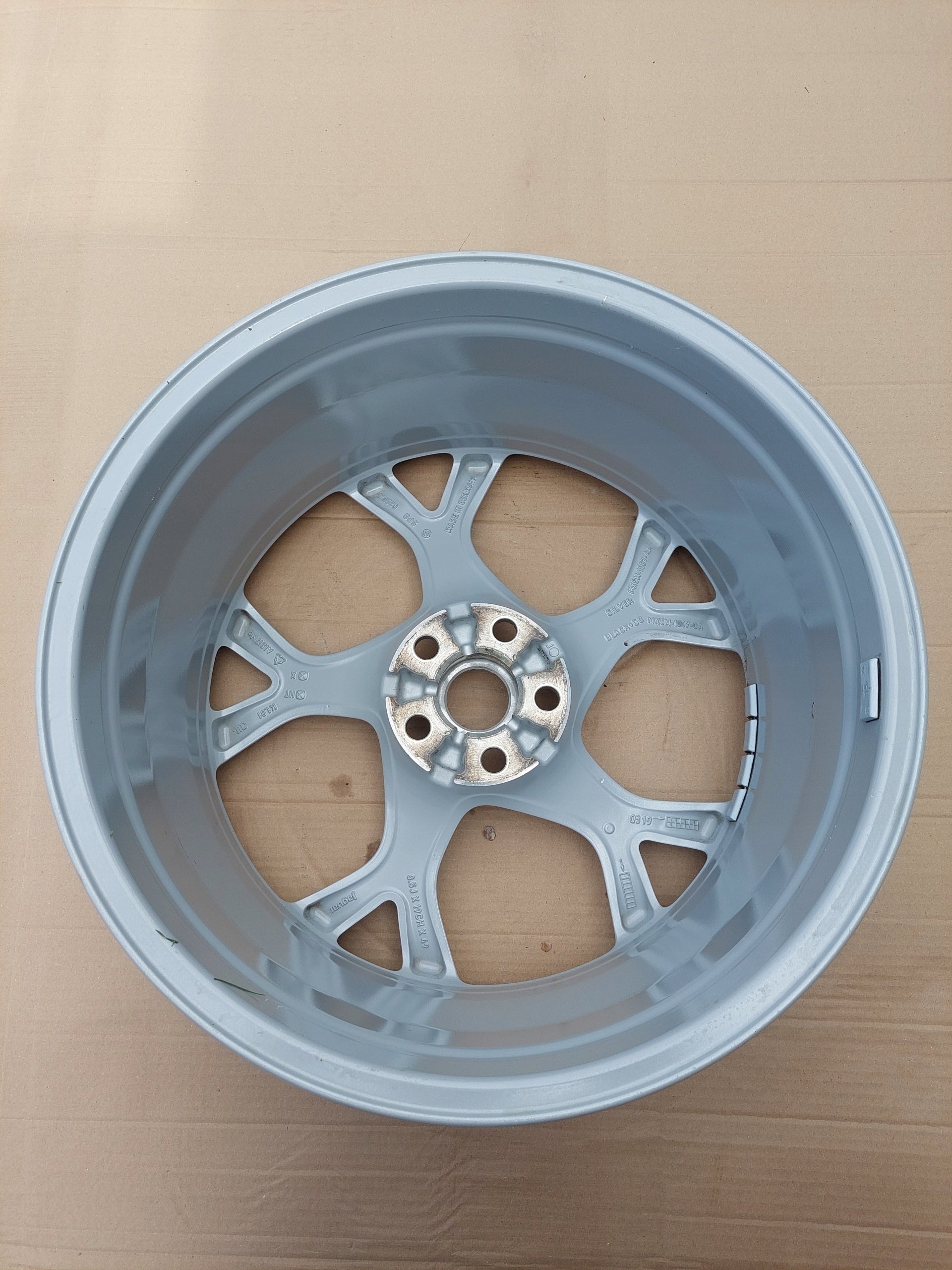 1x Alu Felge Mazda Cosmo Aluminum rim 19 Zoll 8.5J 5x108