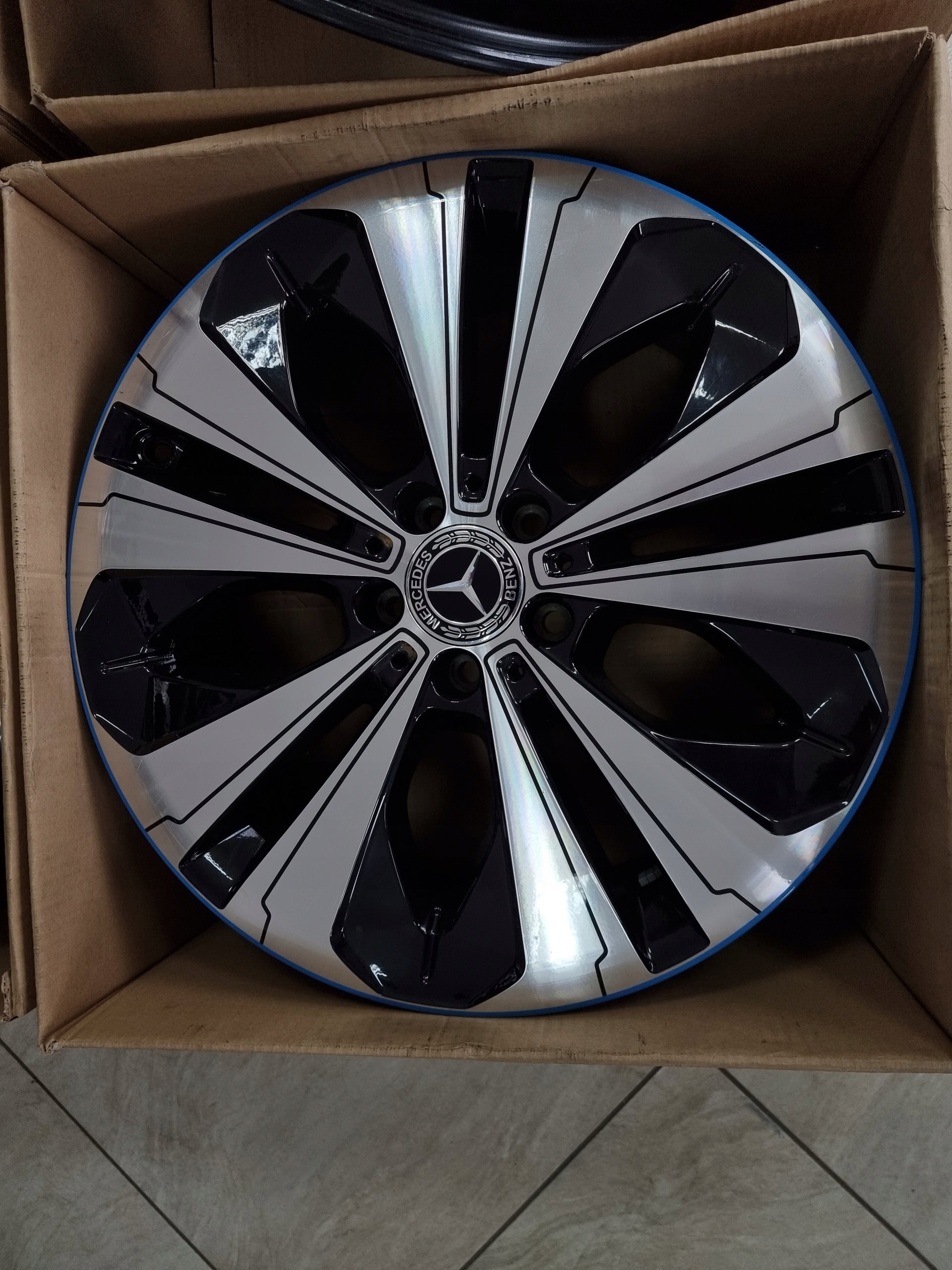 Alu Felge Mercedes-Benz W253 257 19 Zoll 7.5J 5x112 32ET A2934010200