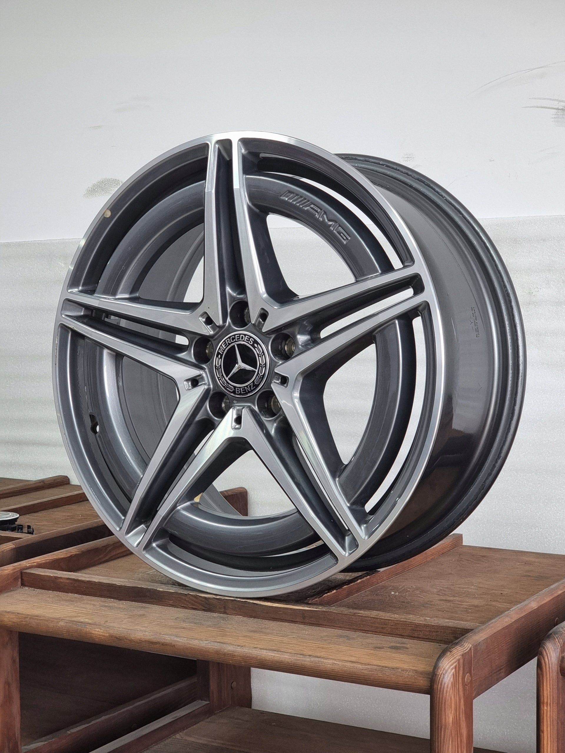 Alu Felge Mercedes-Benz W253 257 19 Zoll 8.5J 5x112 34ET A2934010700