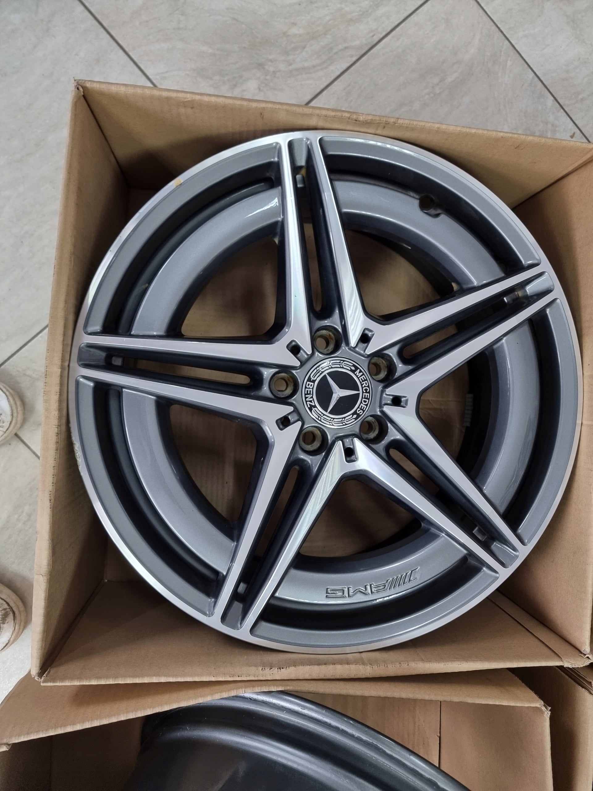 Alu Felge Mercedes-Benz W253 257 19 Zoll 8.5J 5x112 34ET A2934010700