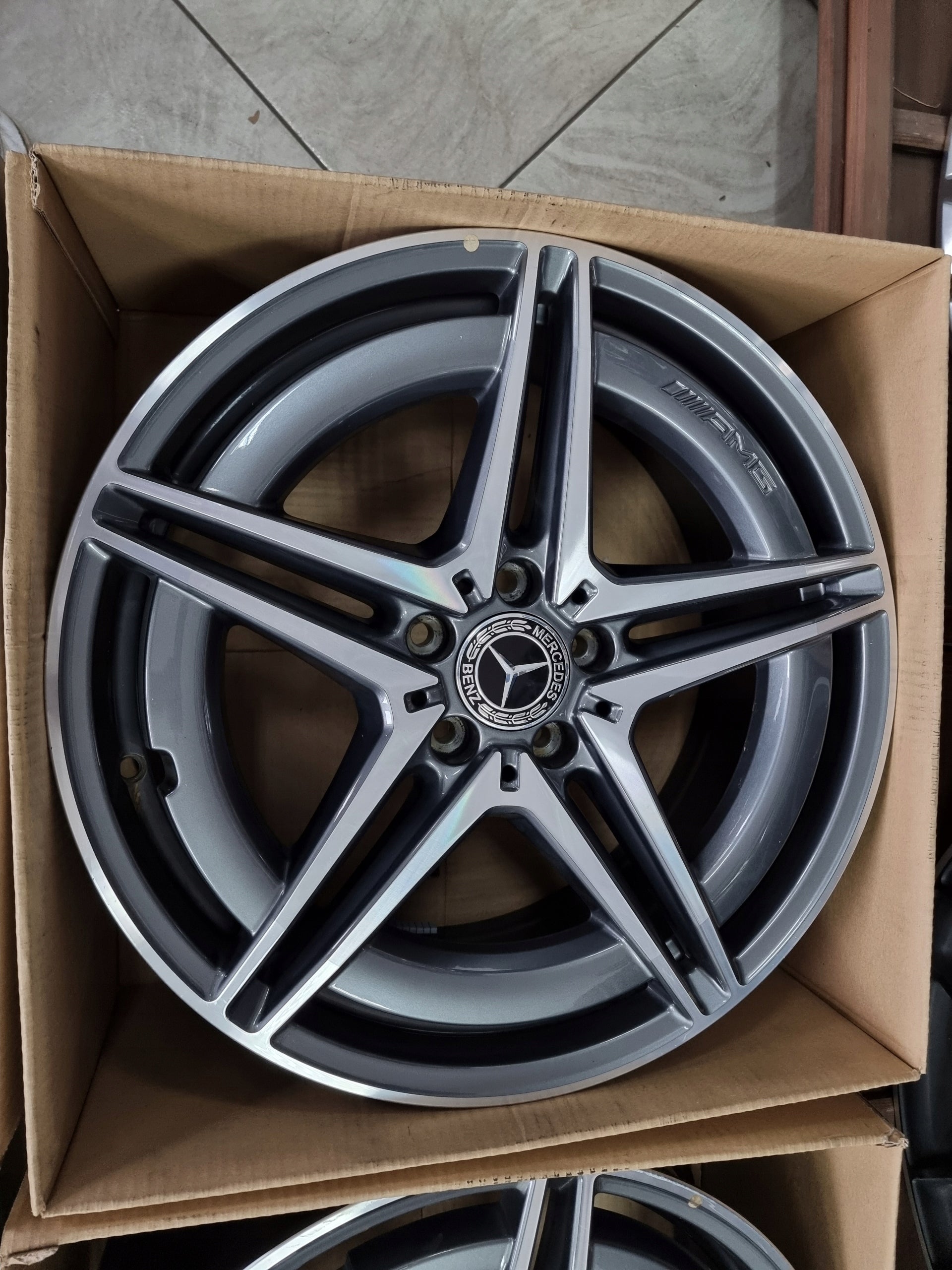 Alu Felge Mercedes-Benz W253 257 19 Zoll 8.5J 5x112 34ET A2934010700