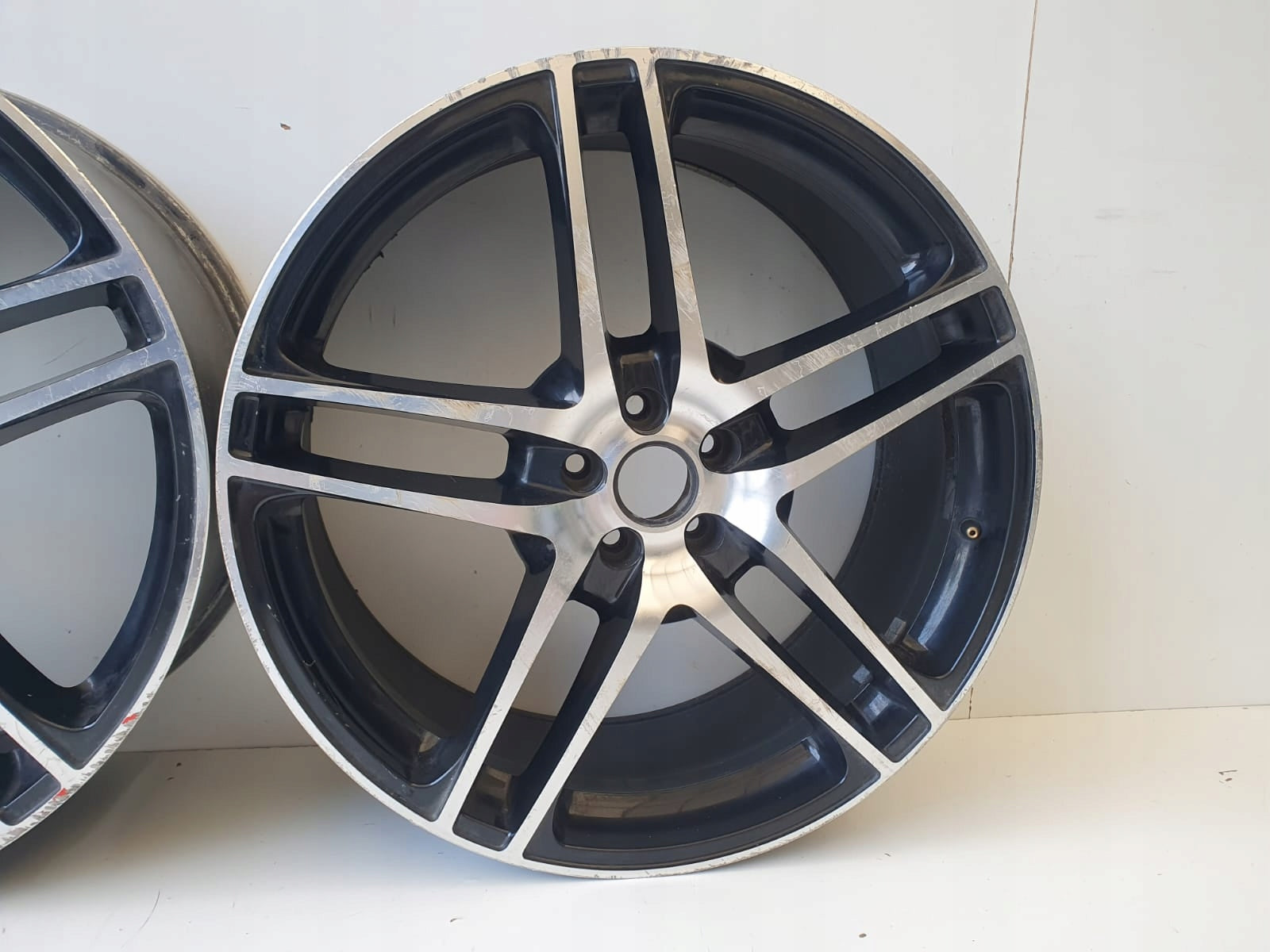 1x Alu Felge Mercedes-Benz W221 Aluminum rim 22 Zoll 10.0J 5x112