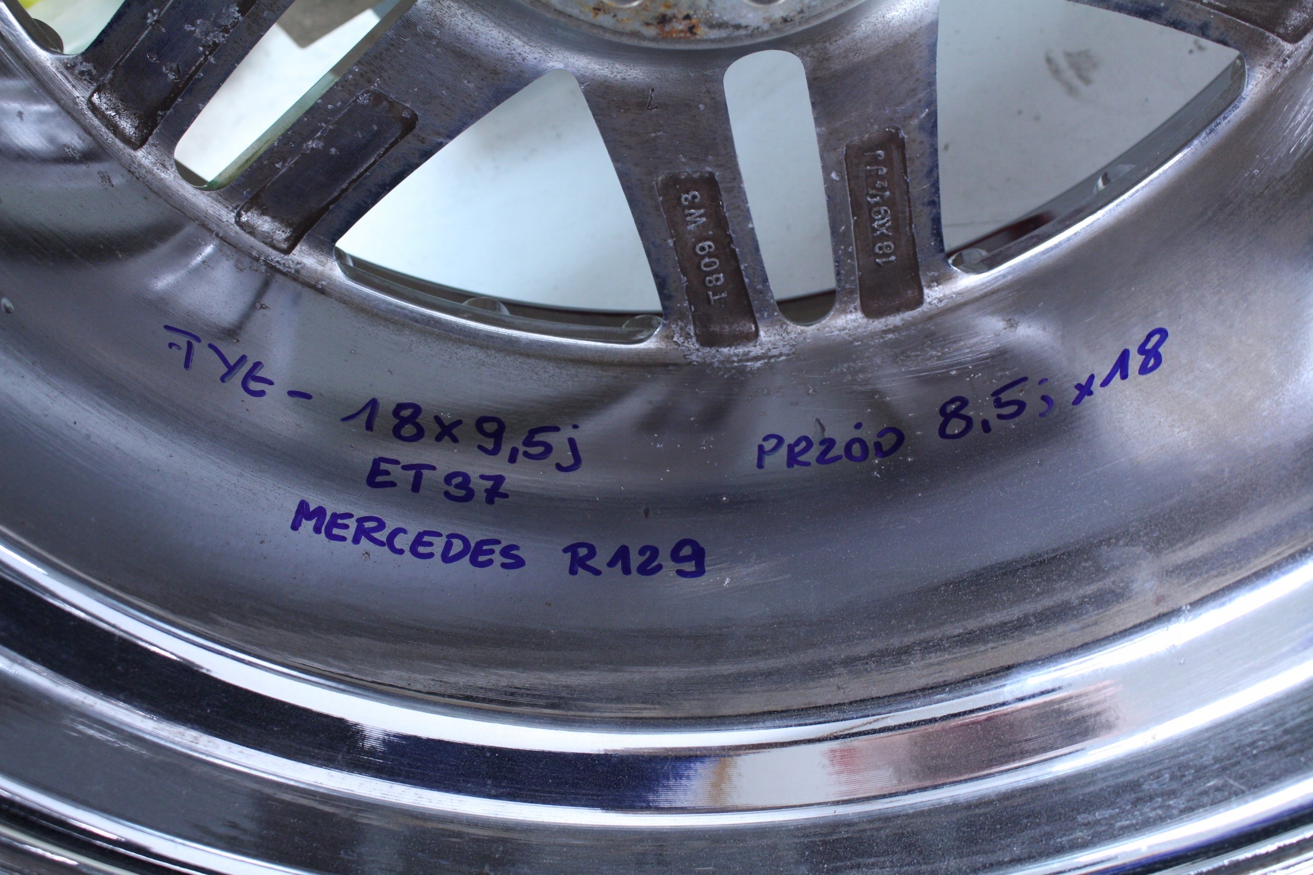 Alu Felge Mercedes-Benz R129 Aluminum rim 18 Zoll 8.5J 5x112