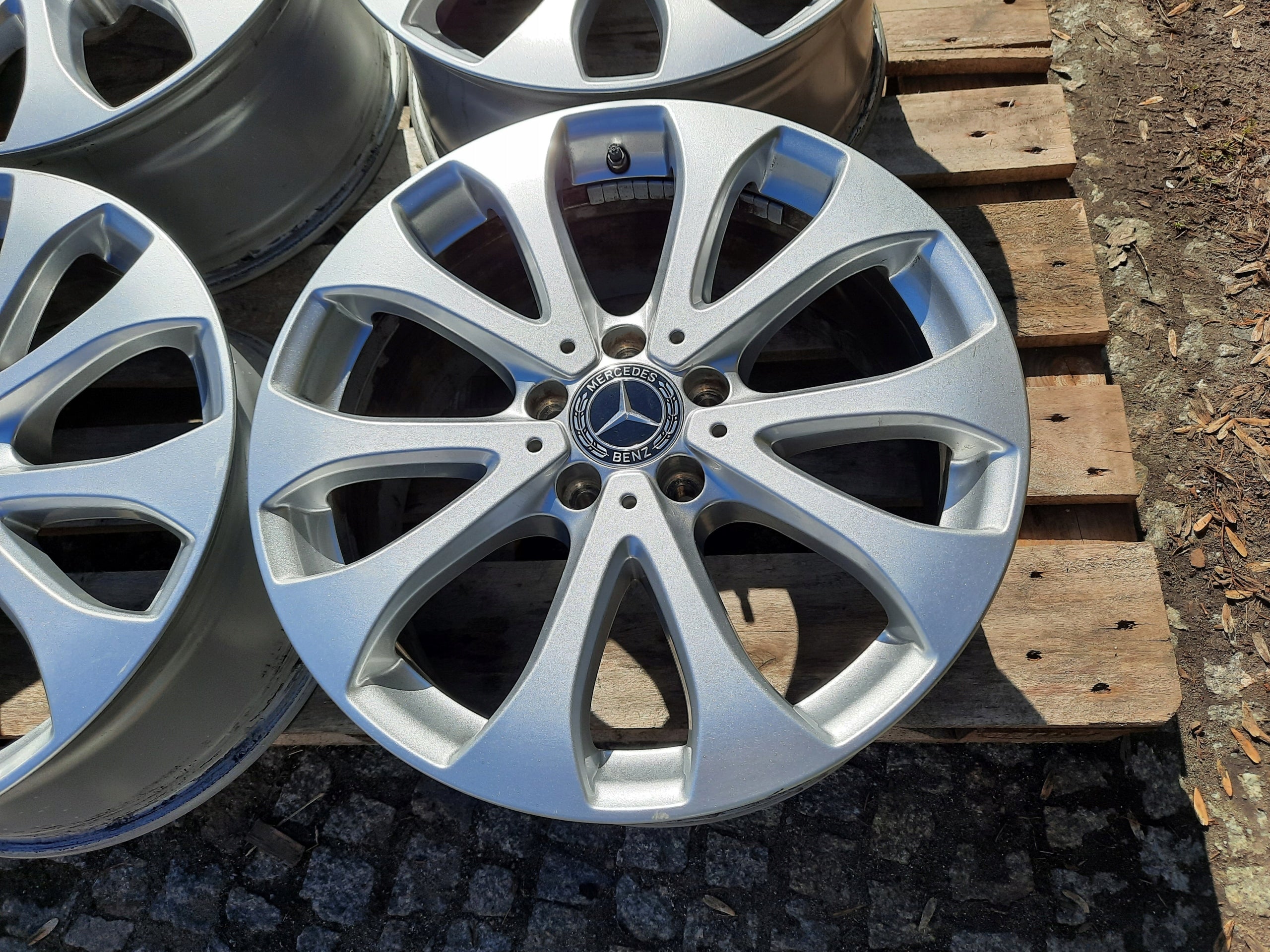 Alu Felge Mercedes-Benz 110 Aluminum rim 18 Zoll 8.0J 5x112